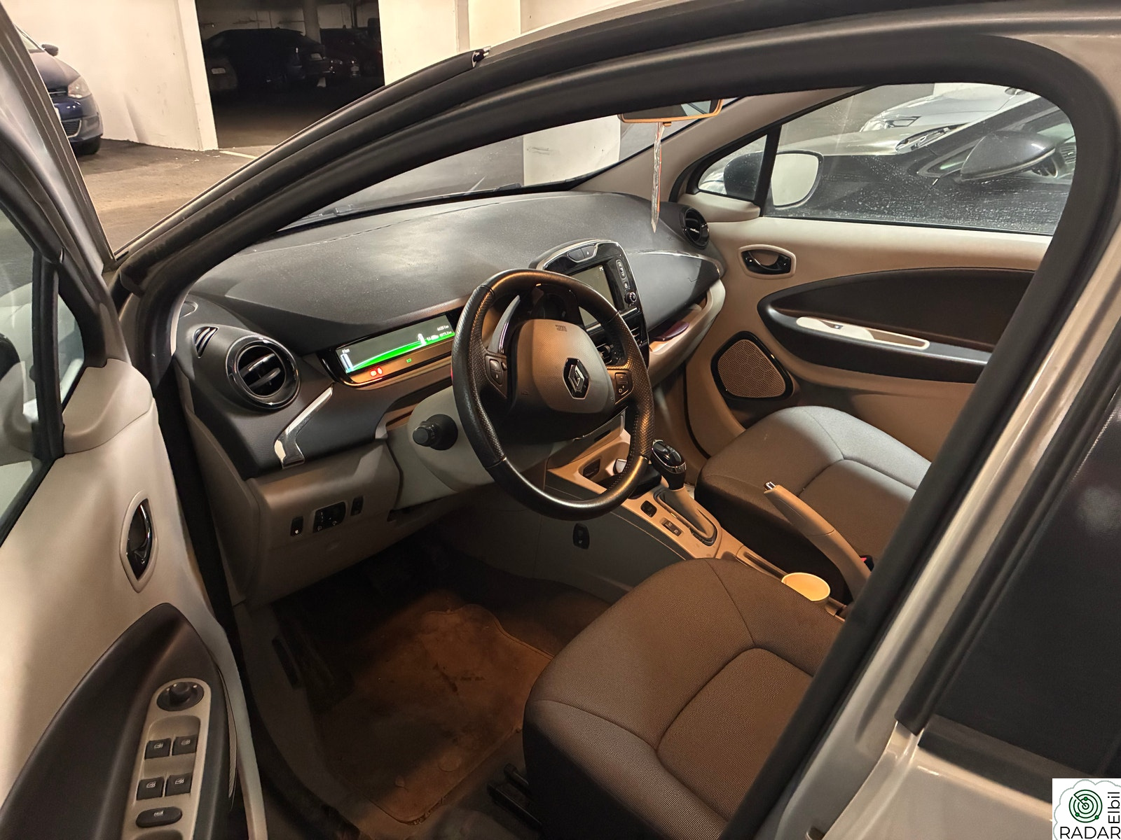 RENAULT ZOE