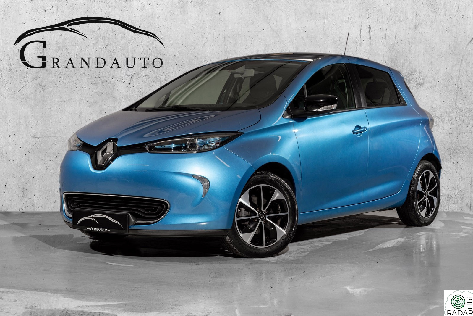 RENAULT ZOE Z.E.40 300KM KAMERA KEYLESS NAVI XENON VELHOLDT LAV KM!