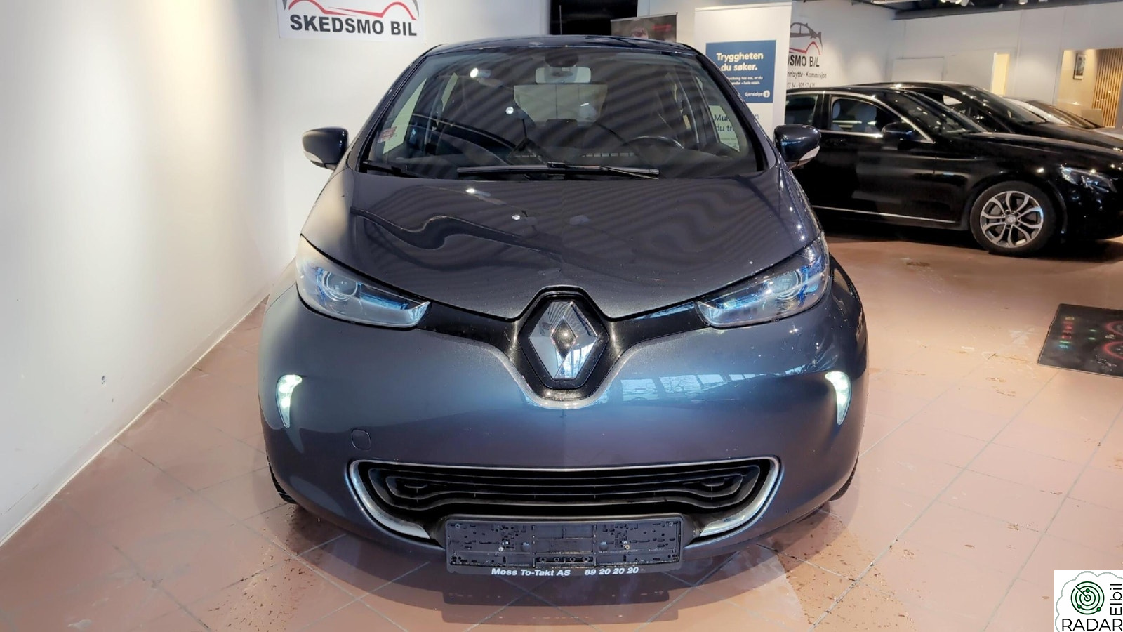 RENAULT ZOE 40KW-300KM-NY EU-NAVI-CAMERA