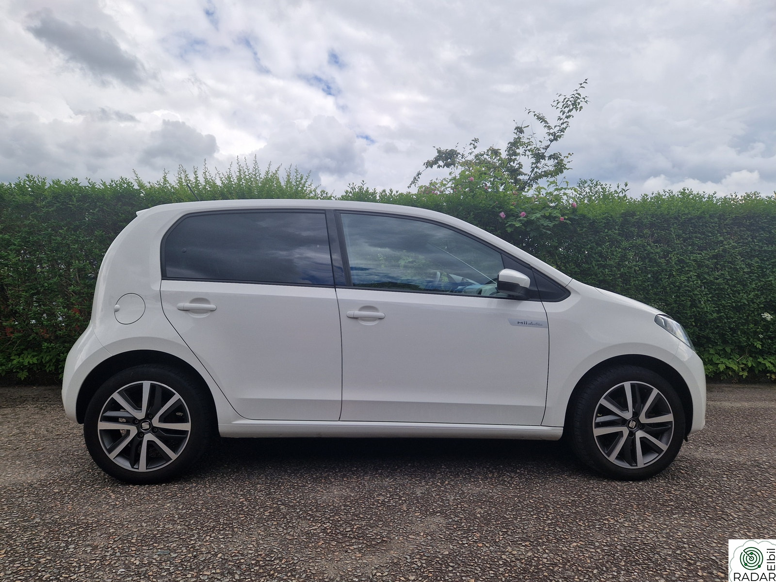 SEAT MII Launch edition