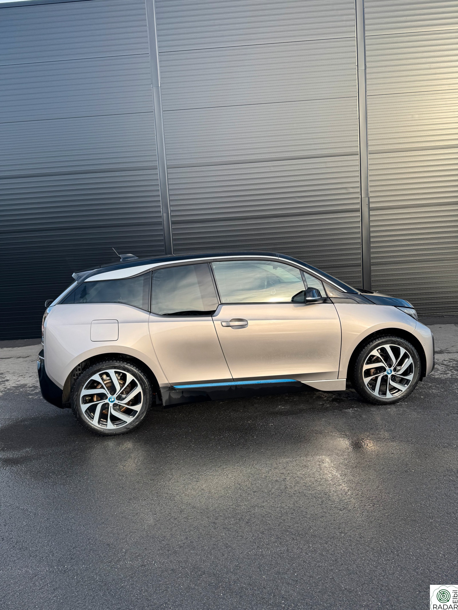 BMW I i3