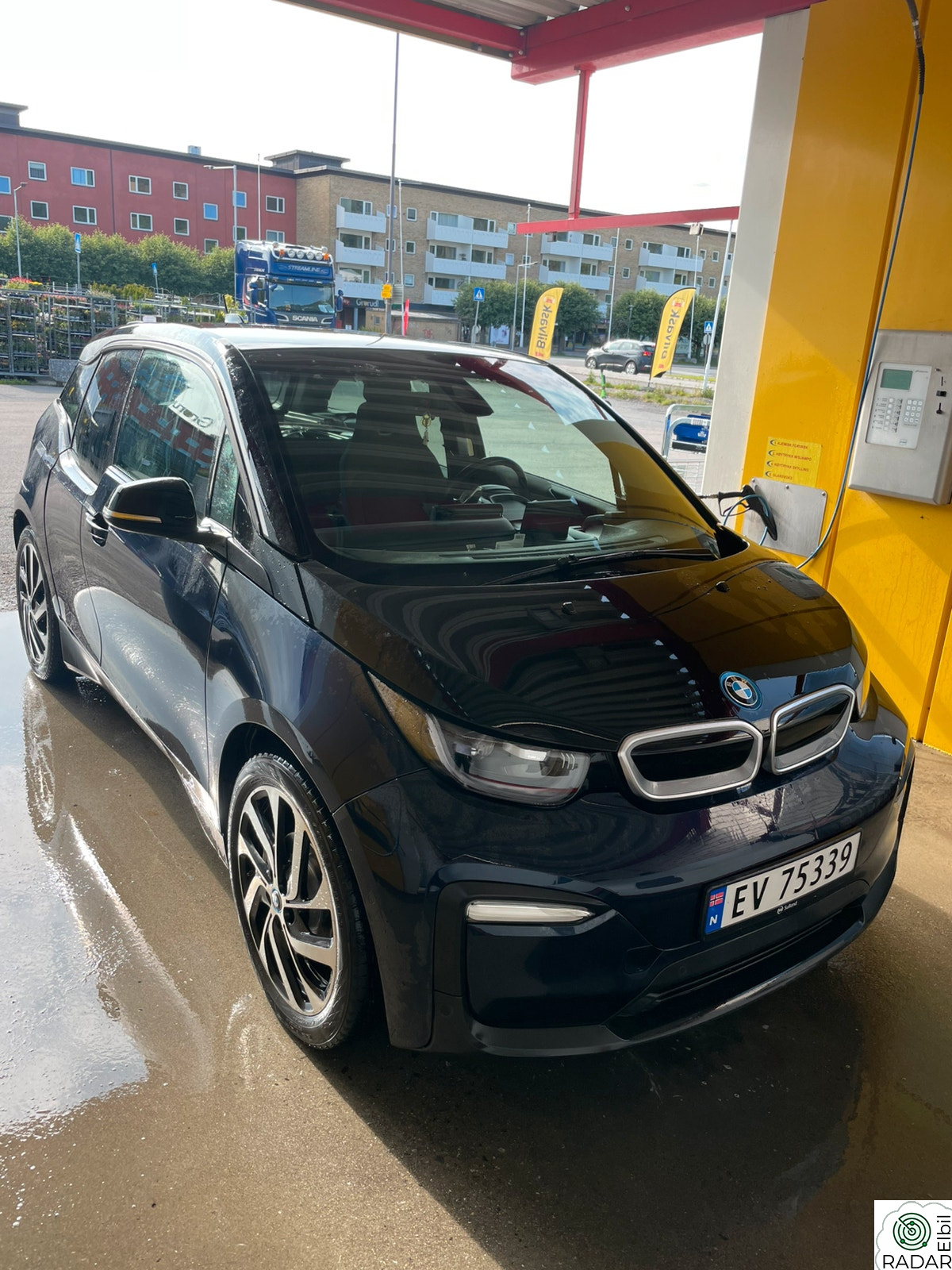 BMW I i3