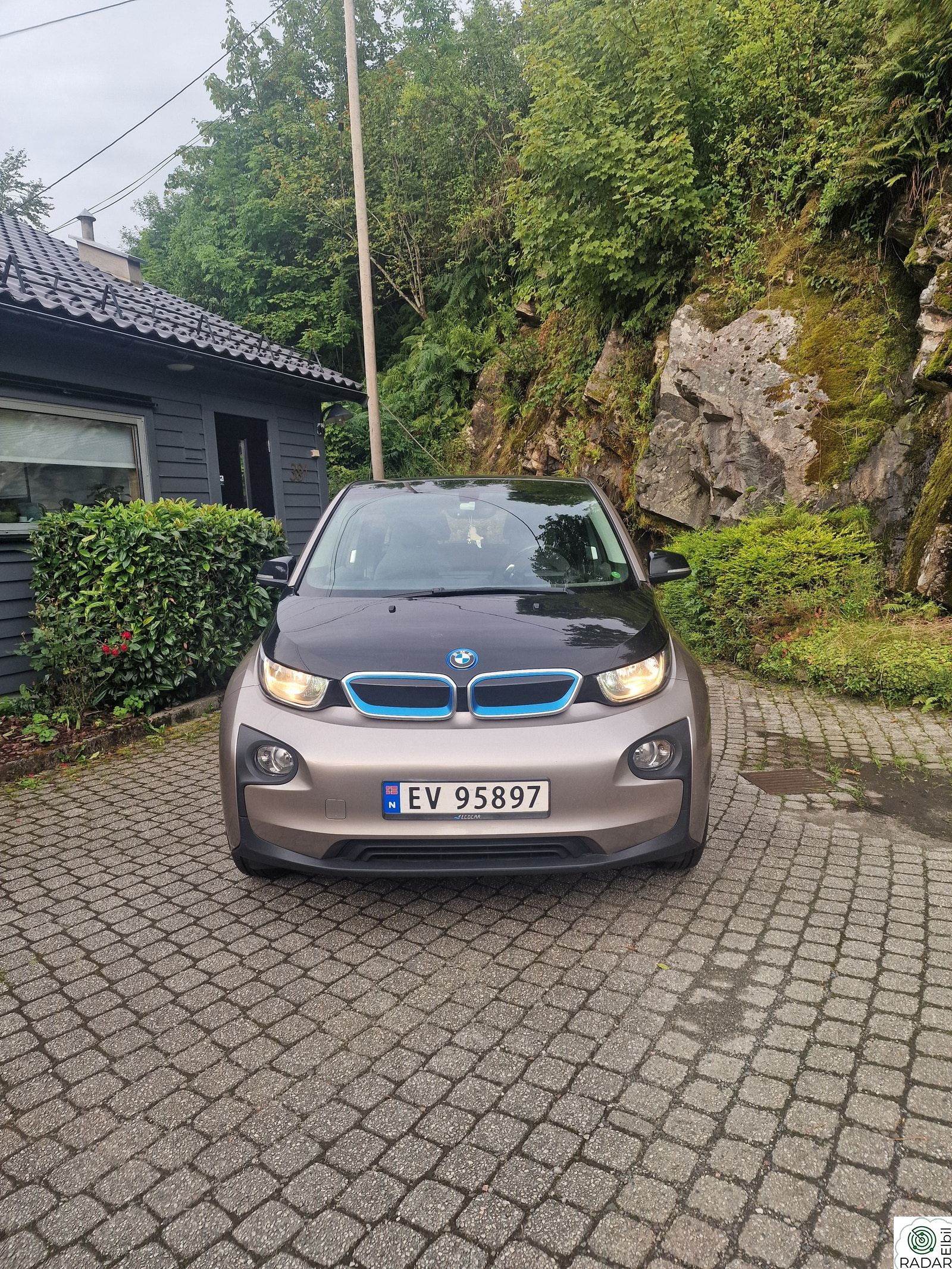 BMW I i3