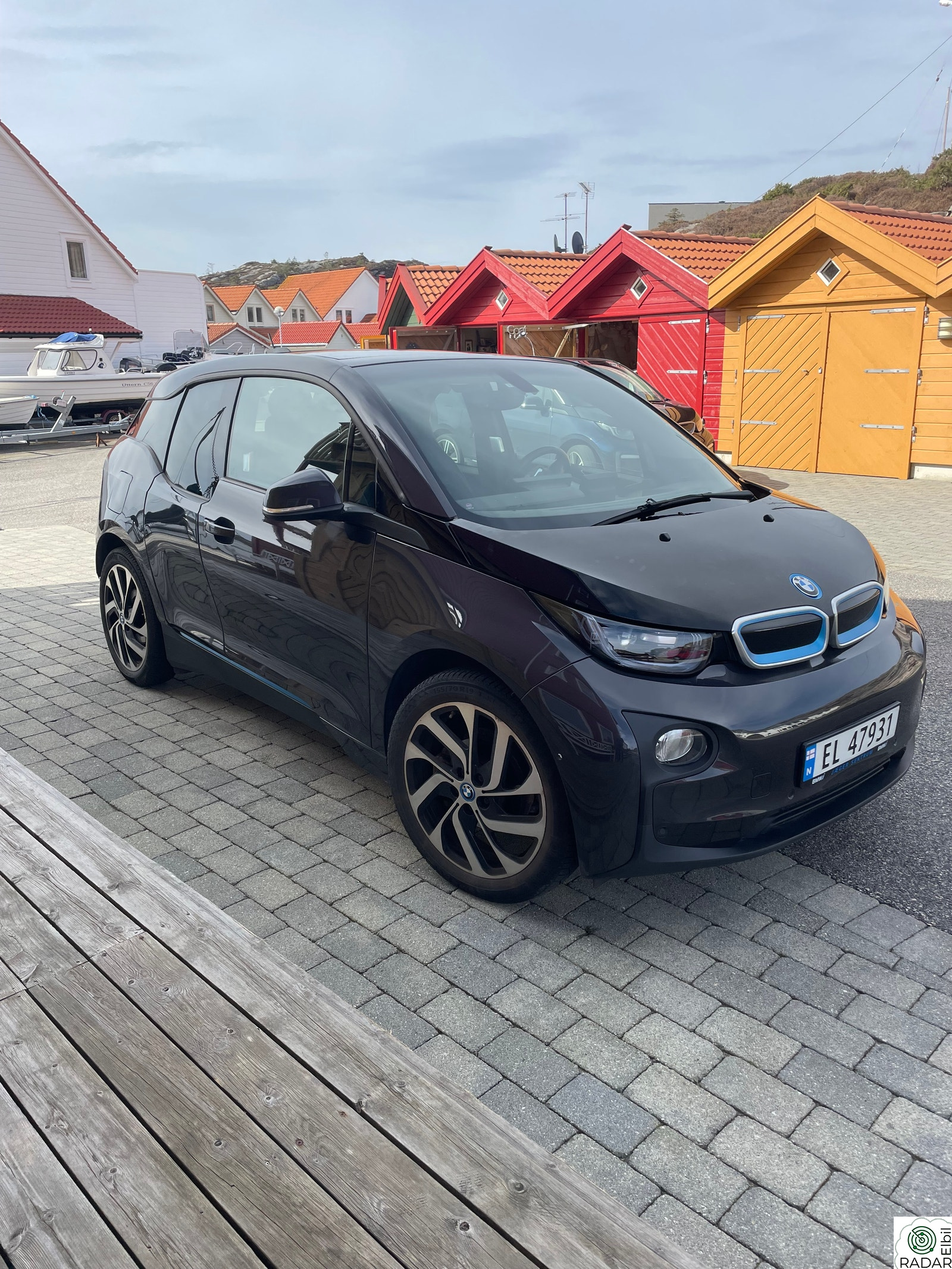 BMW i3 BRA STAND SERVICER TOPP MODEL  MYE UTSTYR