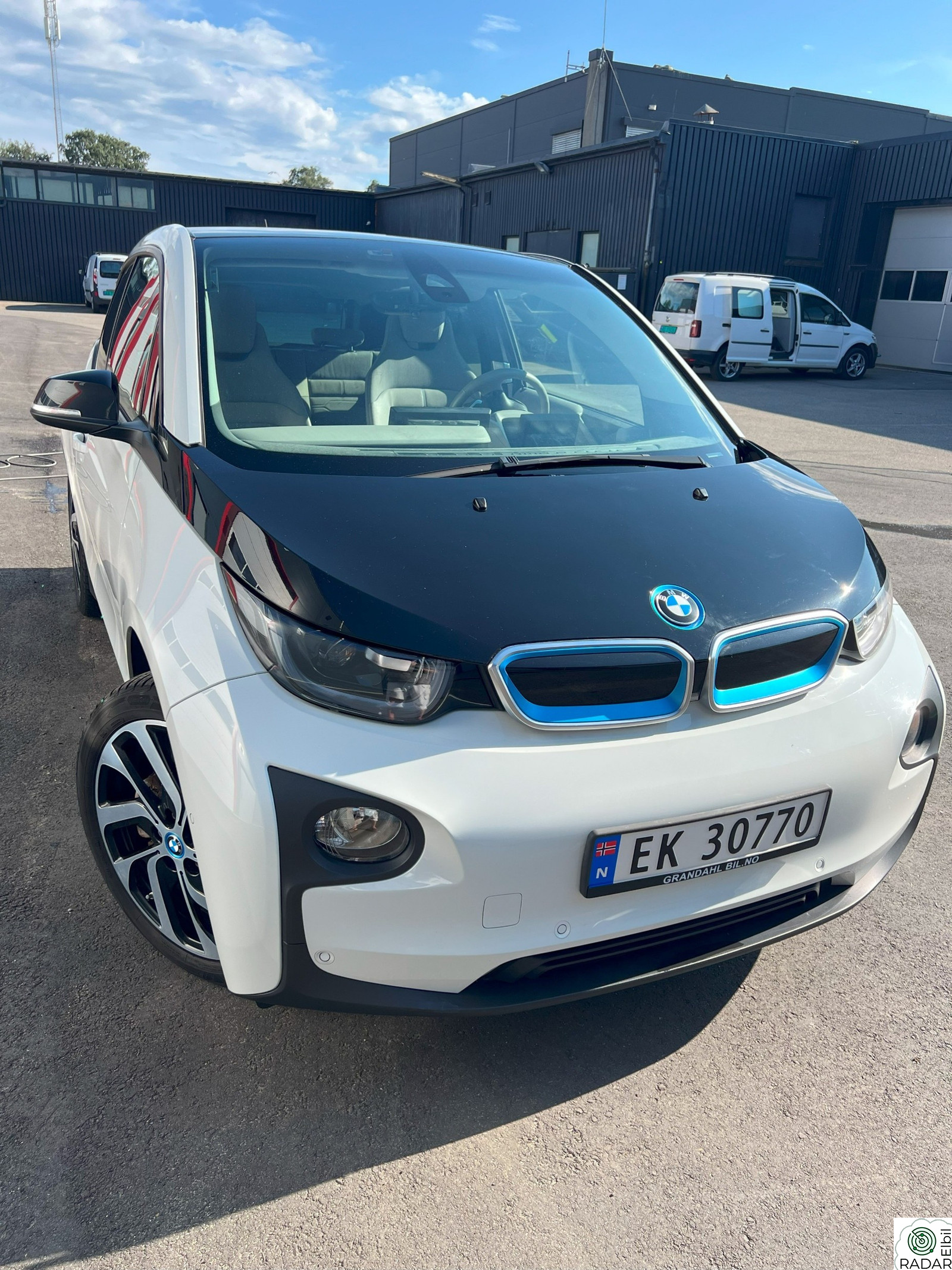 BMW I i3