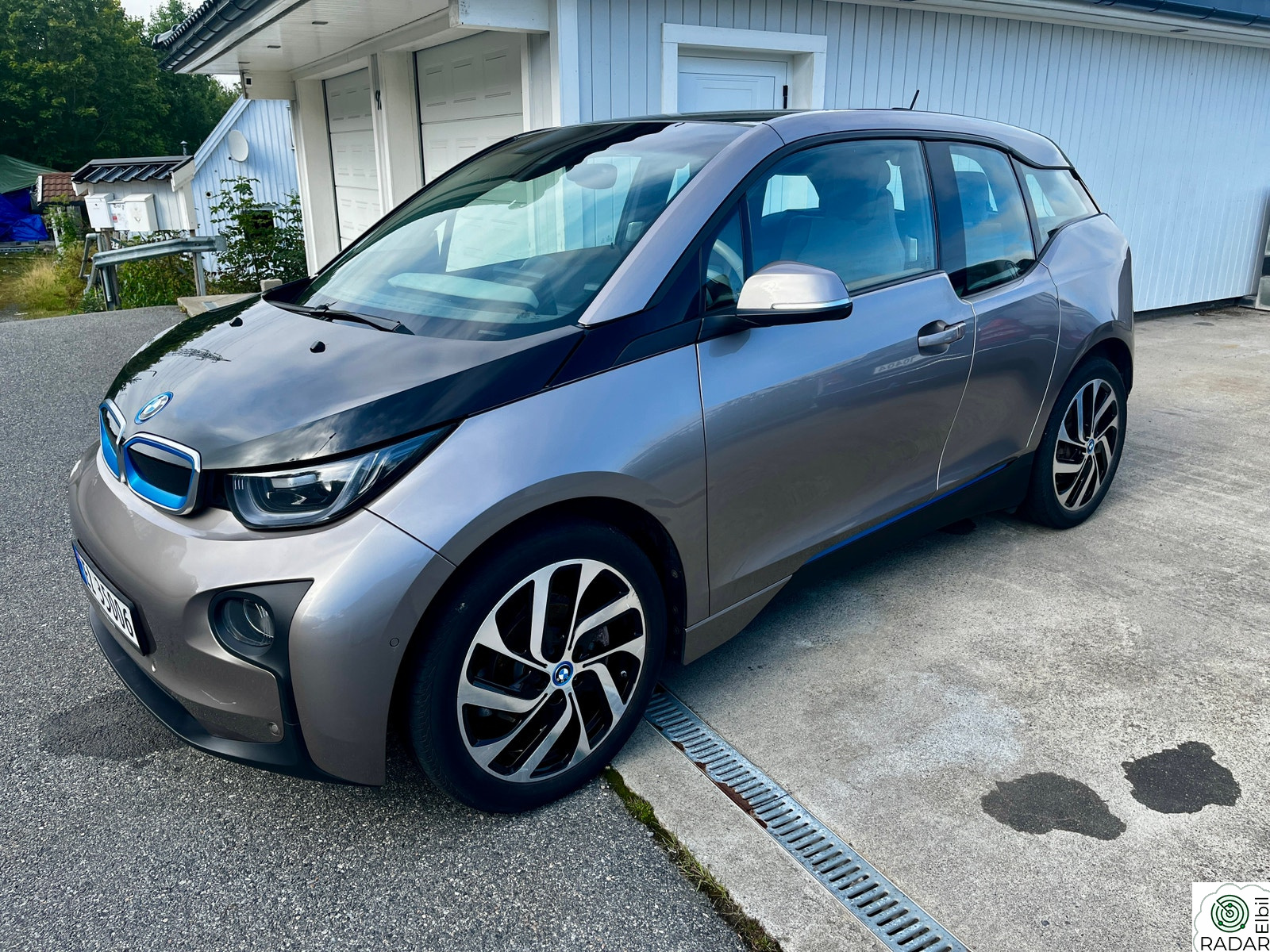 BMW i3 30100