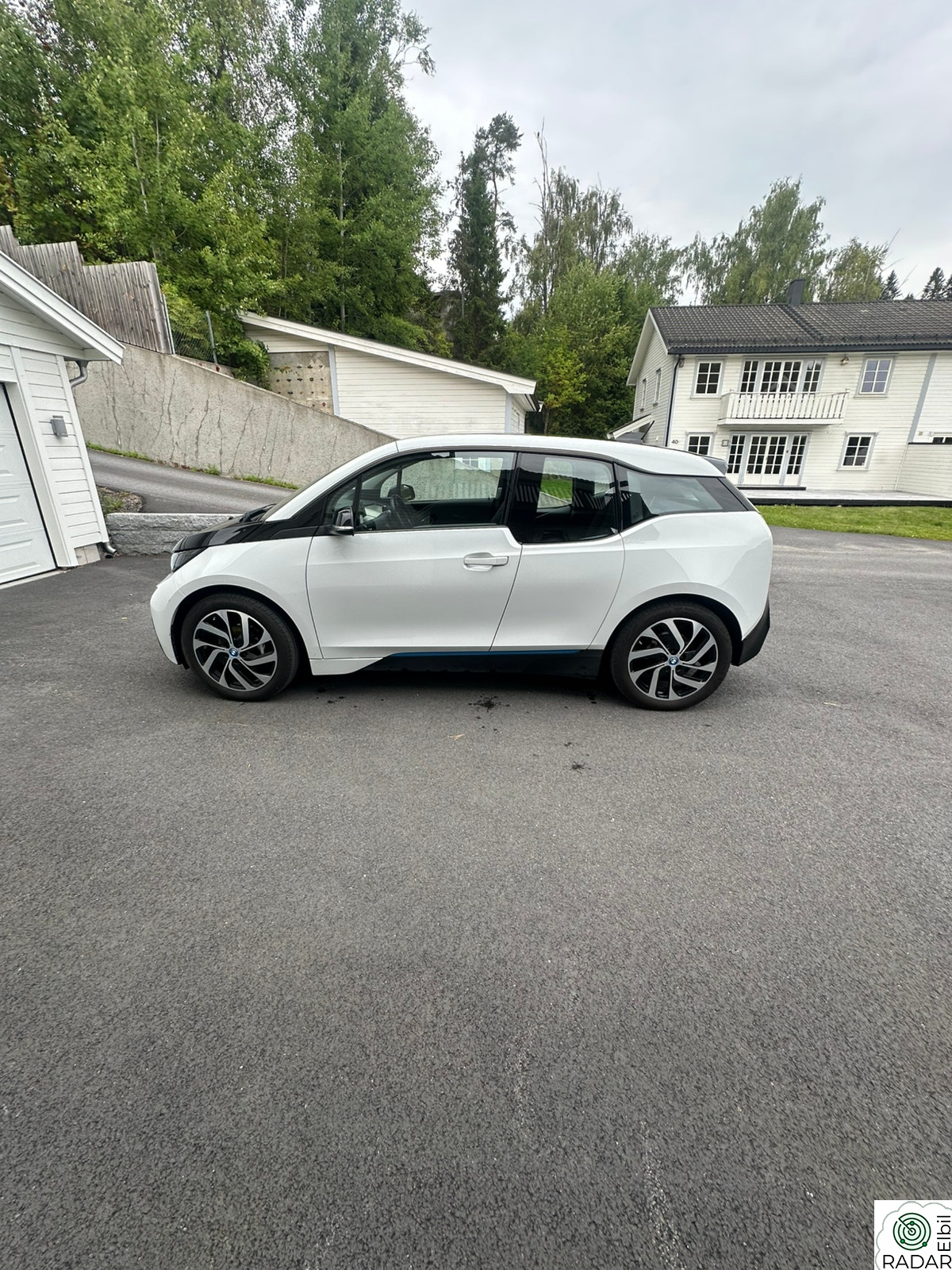 BMW I i3