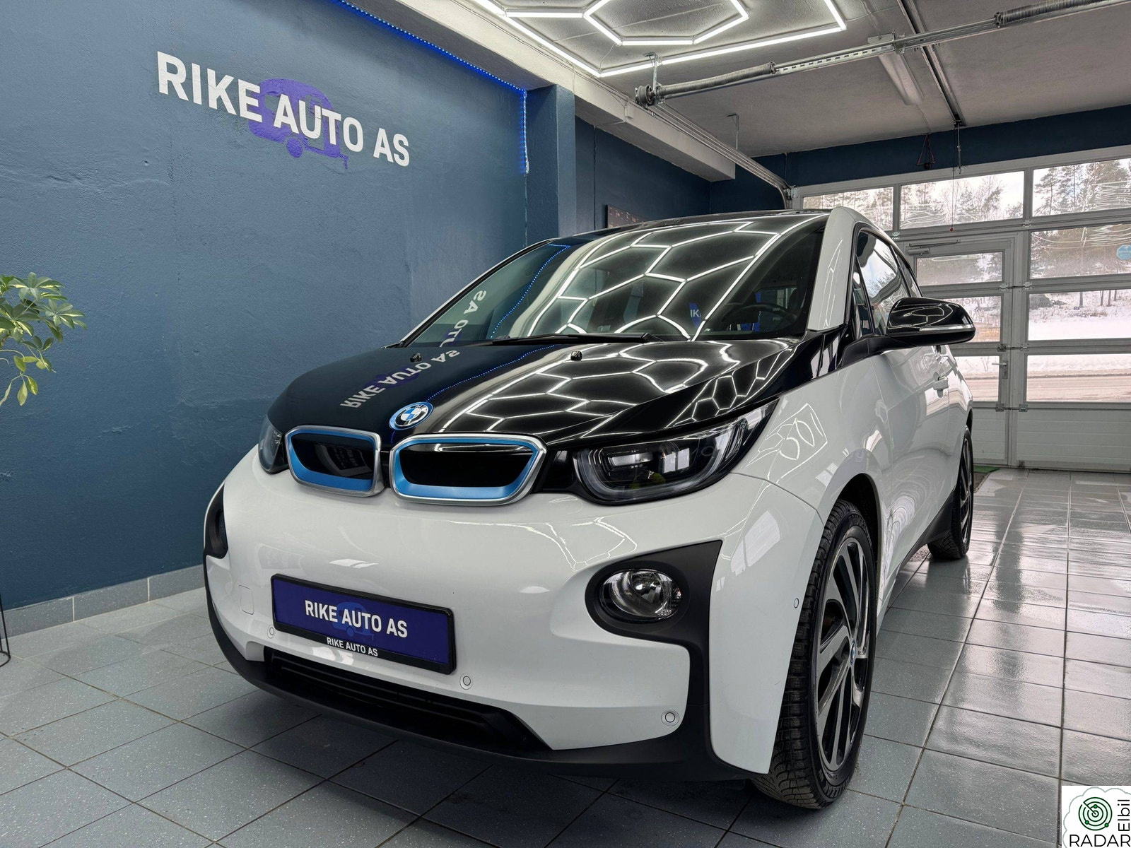 BMW i3 2015 BMW I3 ELEKTRISK 170HK AUTOMAT/6 MND GARANTI