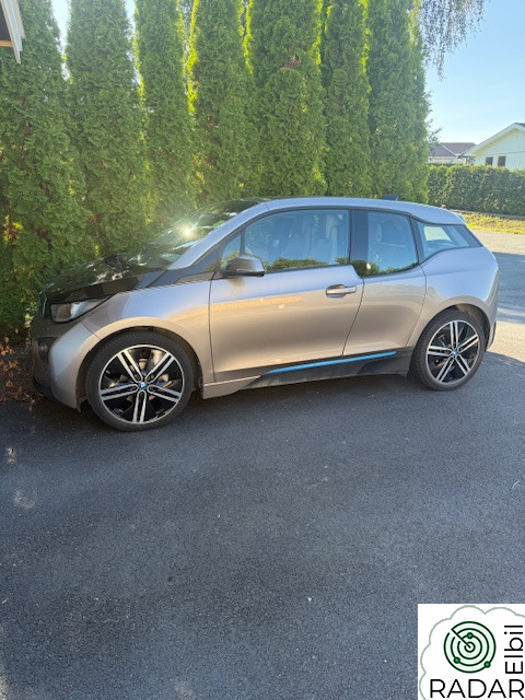 BMW I i3