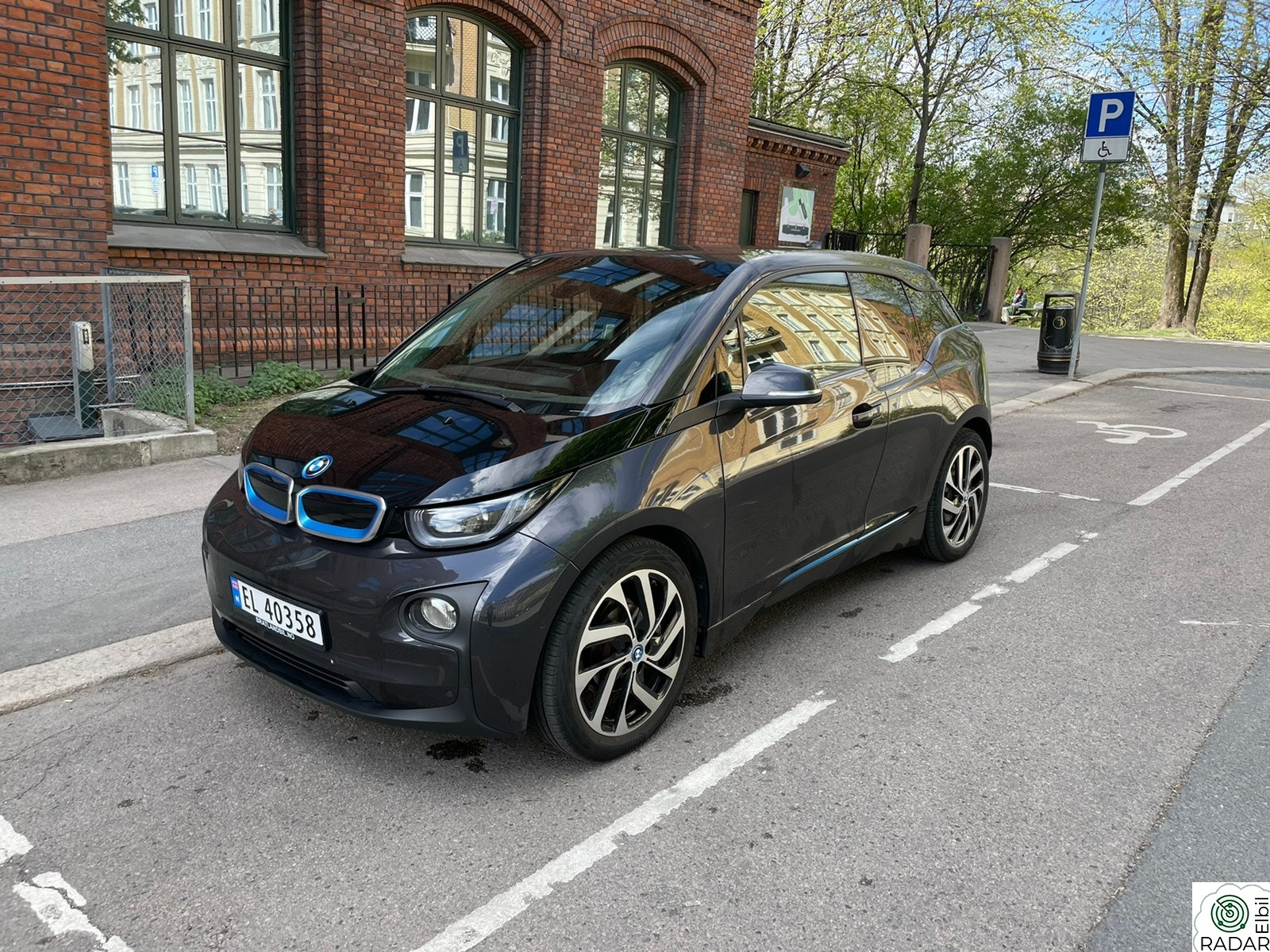 BMW i3 I3 Fully Charged,  lav km.