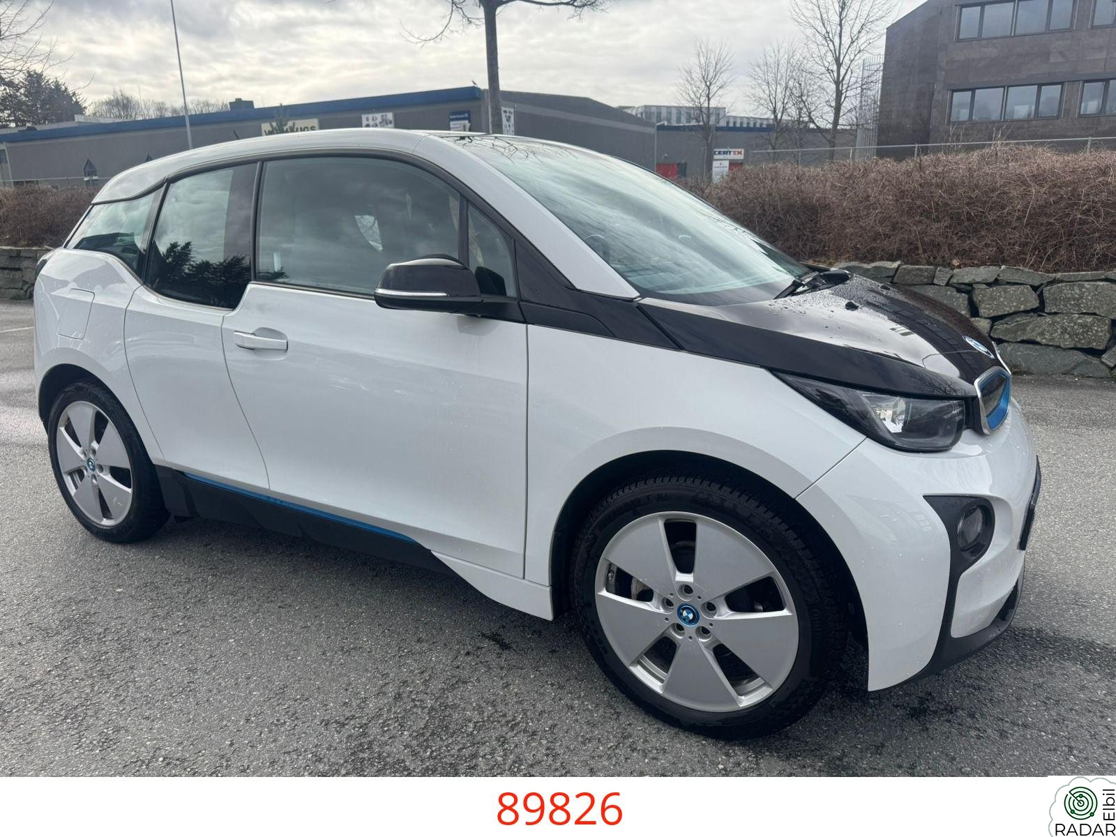 BMW I i3 LAV KM/Navi Pro/P.SENS/Ny service/NY EU/S+V++