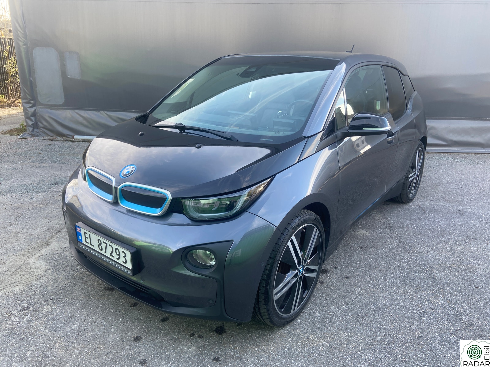 BMW I i3