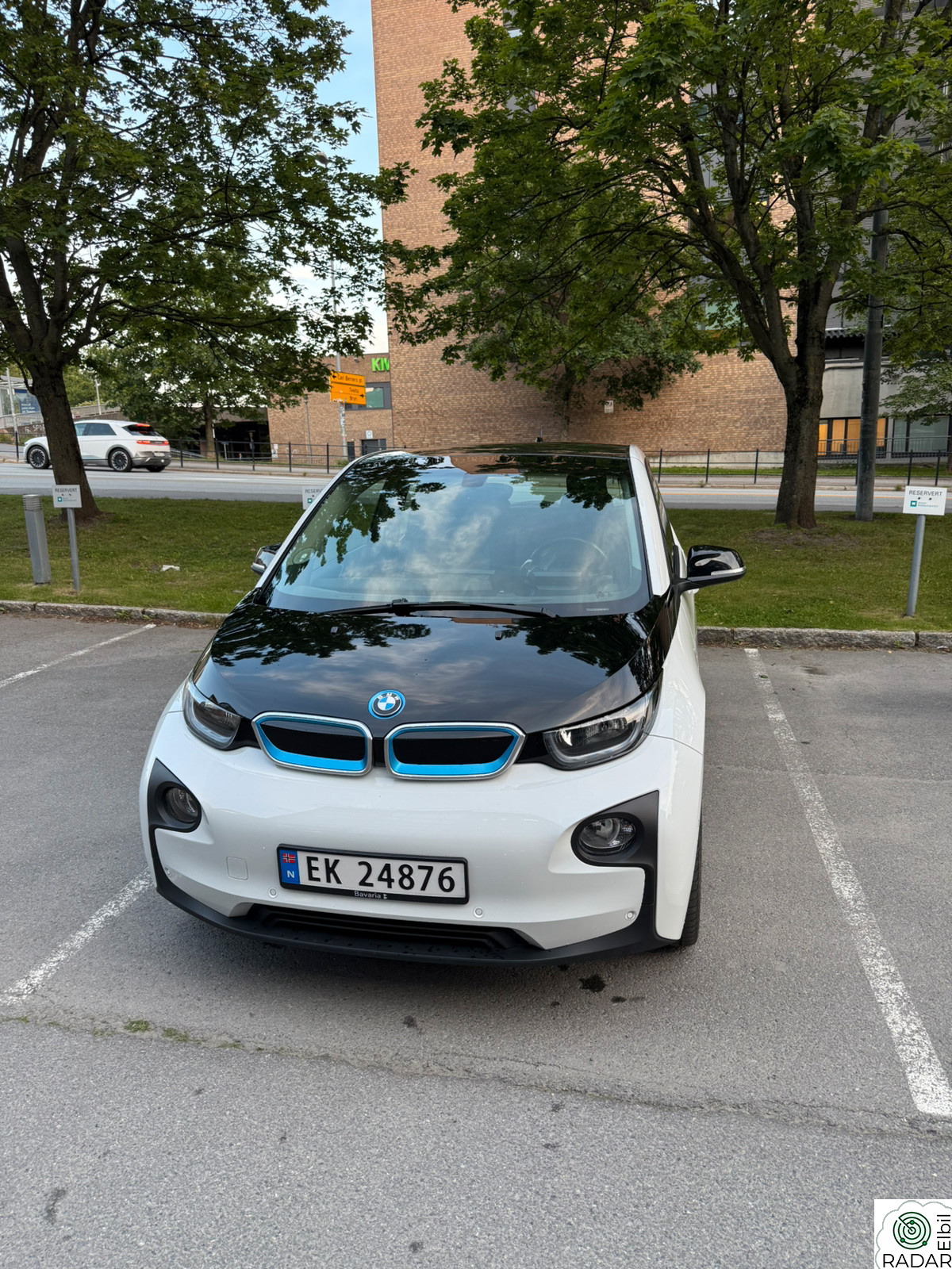 BMW I i3
