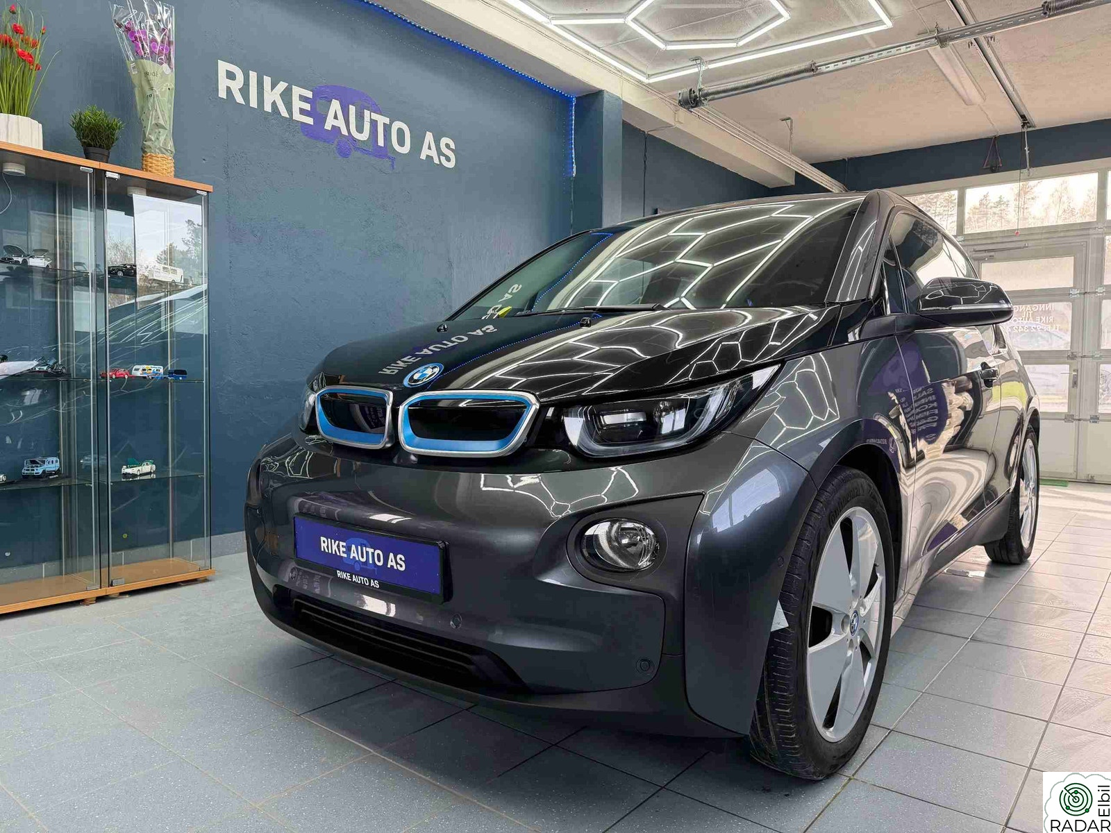 BMW I i3 2017 BMW I I3 94AH 170HK AUTOMAT,NY EU-GODKJENT