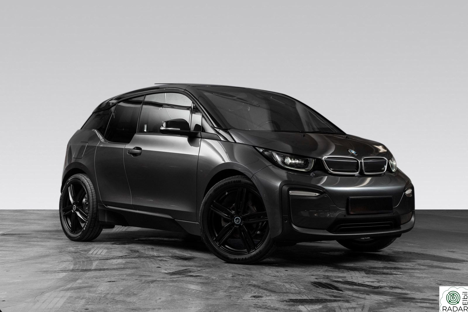 BMW I i3 94Ah Fully Charged Edition. Sportsseter varme i ratt