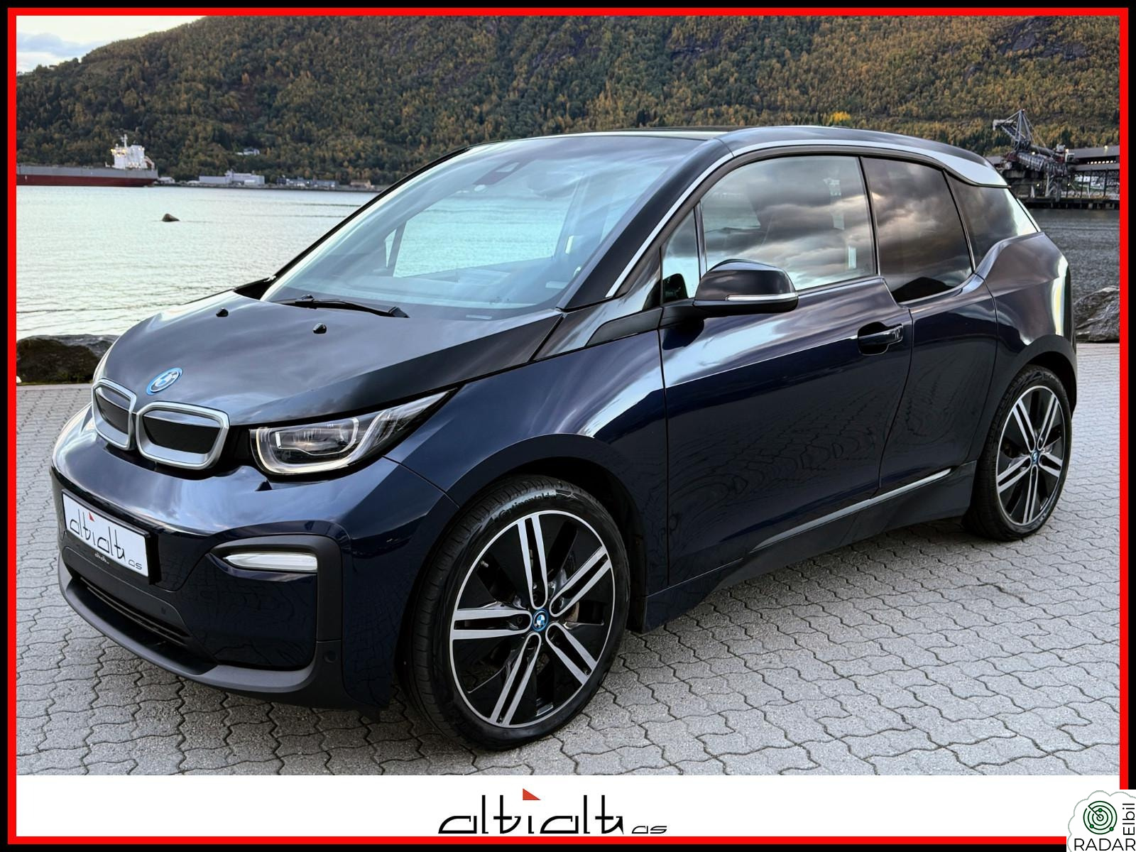 BMW I i3 300 KM / Skinn / H&K / Pano / Kamera++