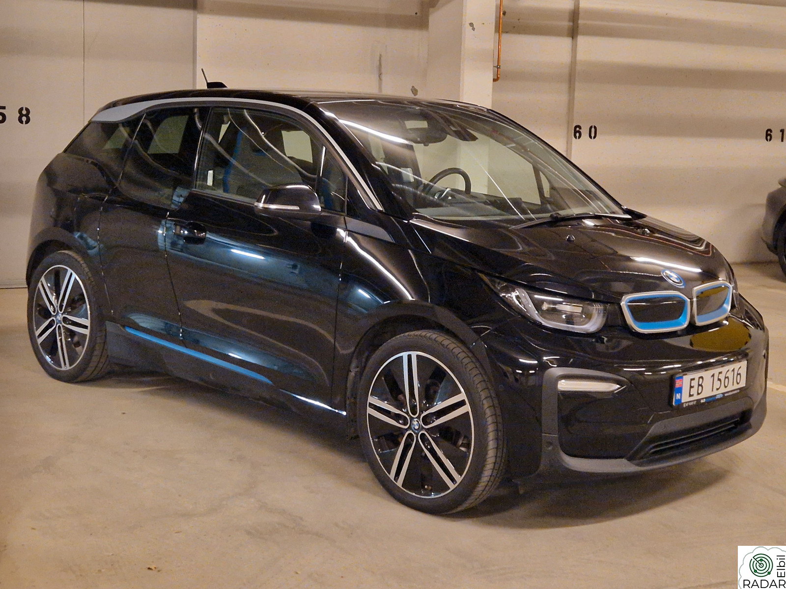 BMW I i3 120Ah Charged Plus/Navi/kamera/Adaptive cruise ++