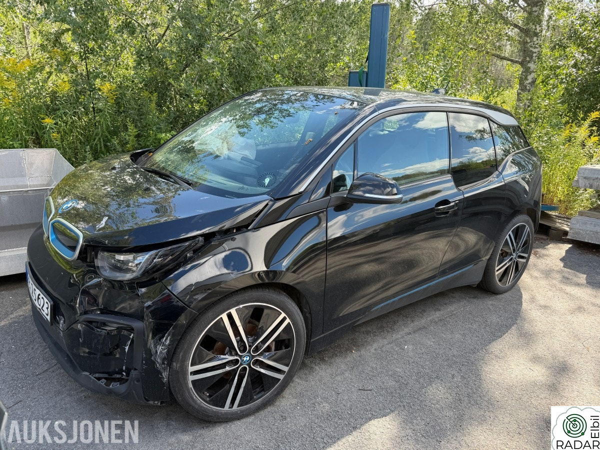 BMW I i3 120Ah / EU-OK til 2028 / 1 eier / Skade i front
