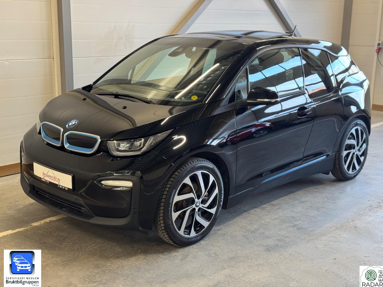 BMW I i3 Fully Charged Skinn Navi Panorama