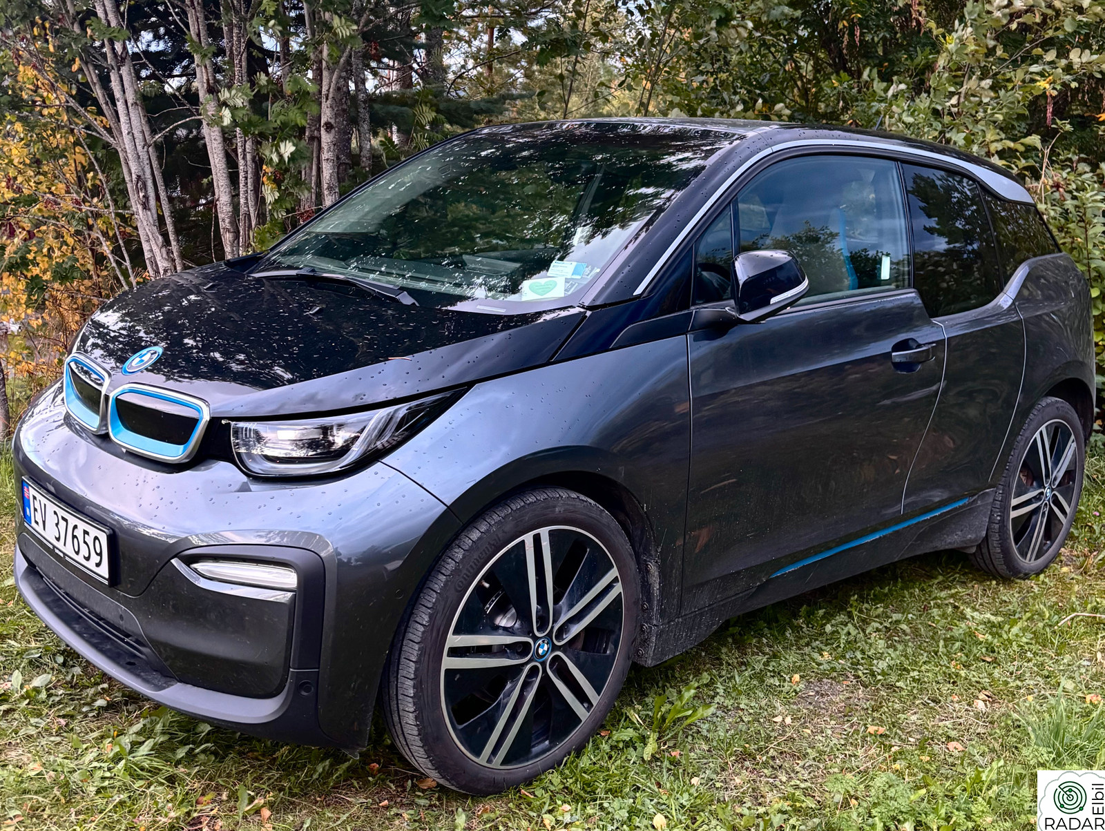 BMW I i3 Se bilder vedlagt der utstyr som er med står beskrevet.