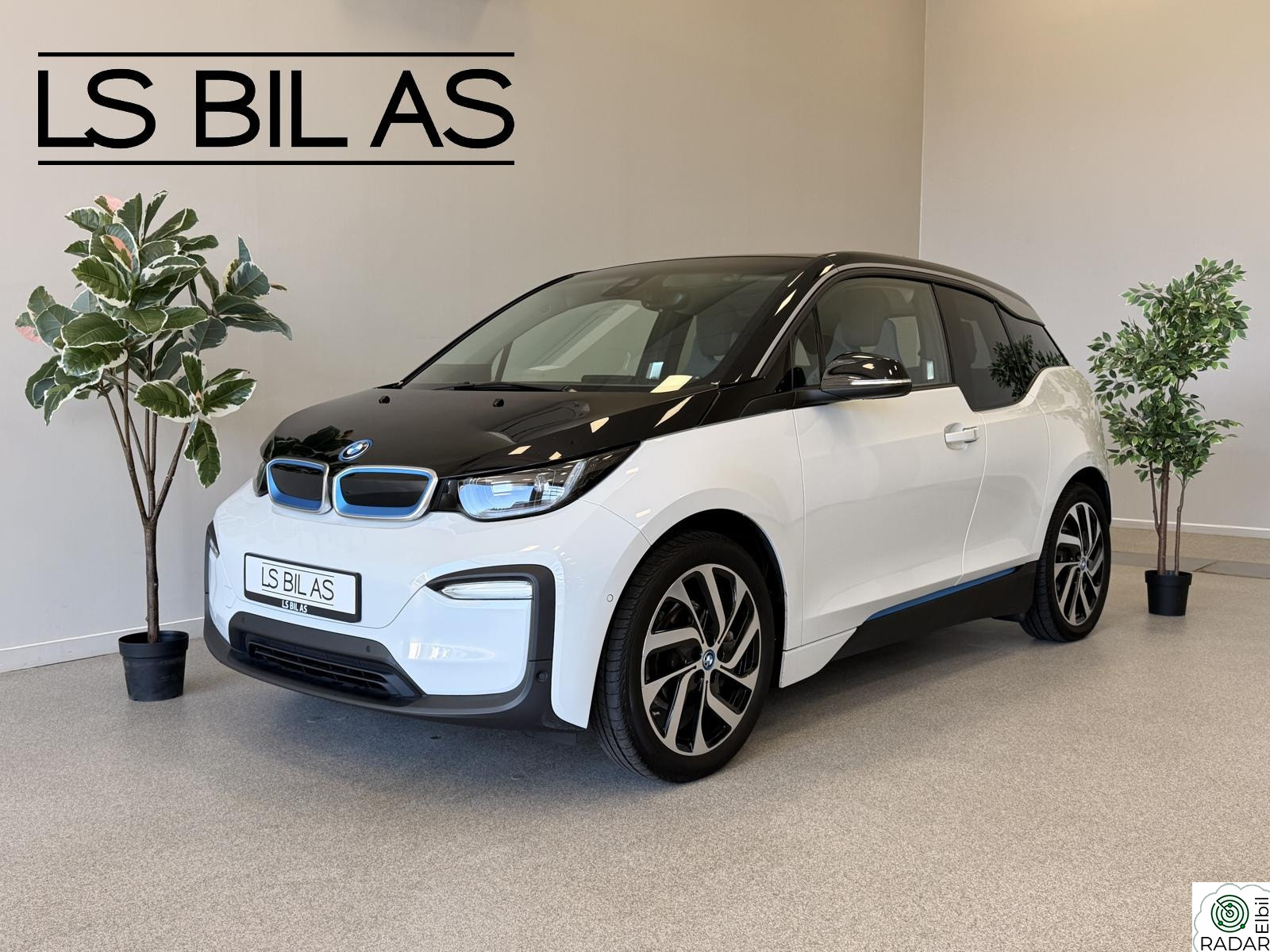 BMW I i3 120Ah / ACC / R.Kam / Navi / 1 Eier / DAB