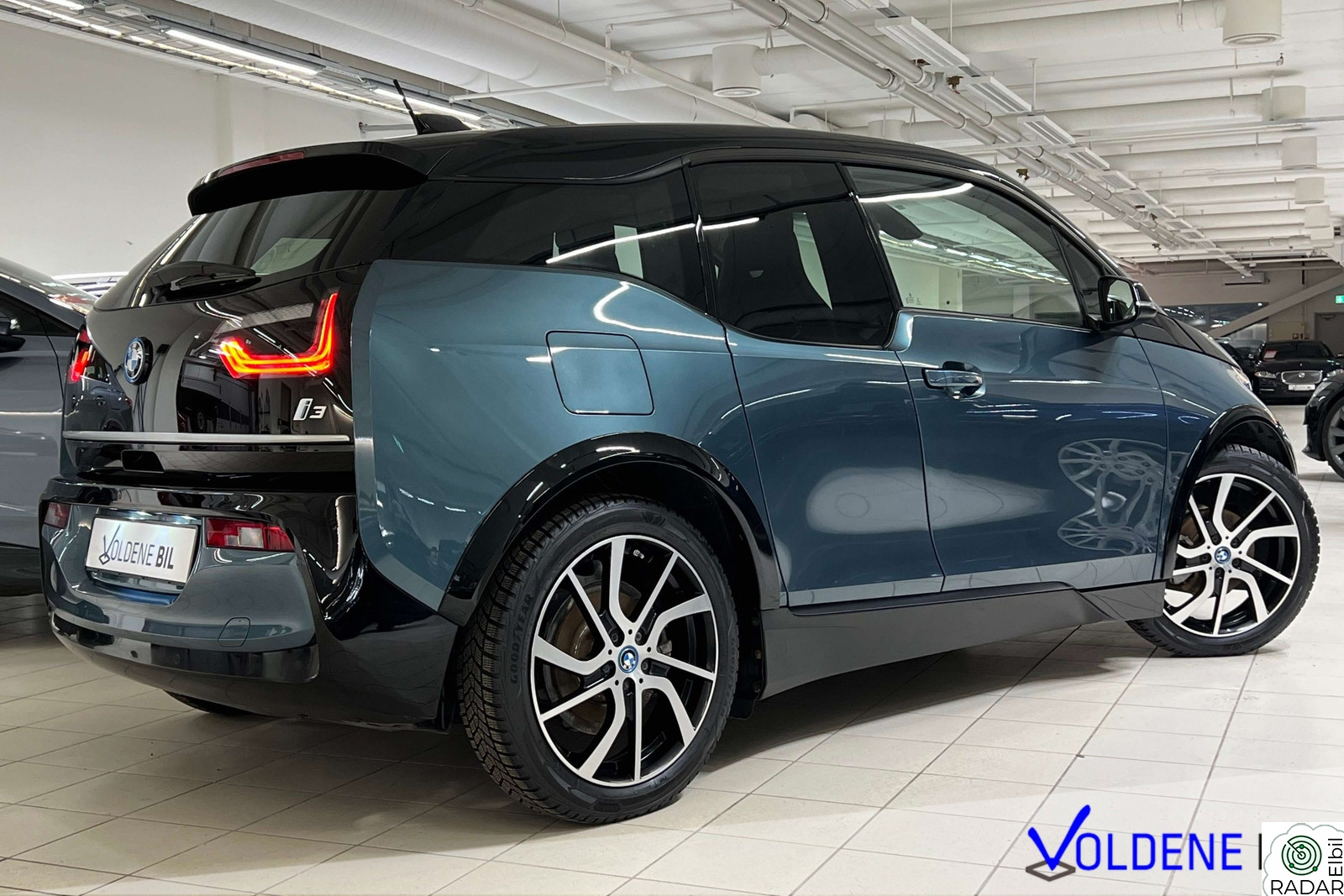 BMW I i3 FULLY CHARGED 120Ah//SOLTAK-H&K-SKINN-ACC-KAMERA-NAVI