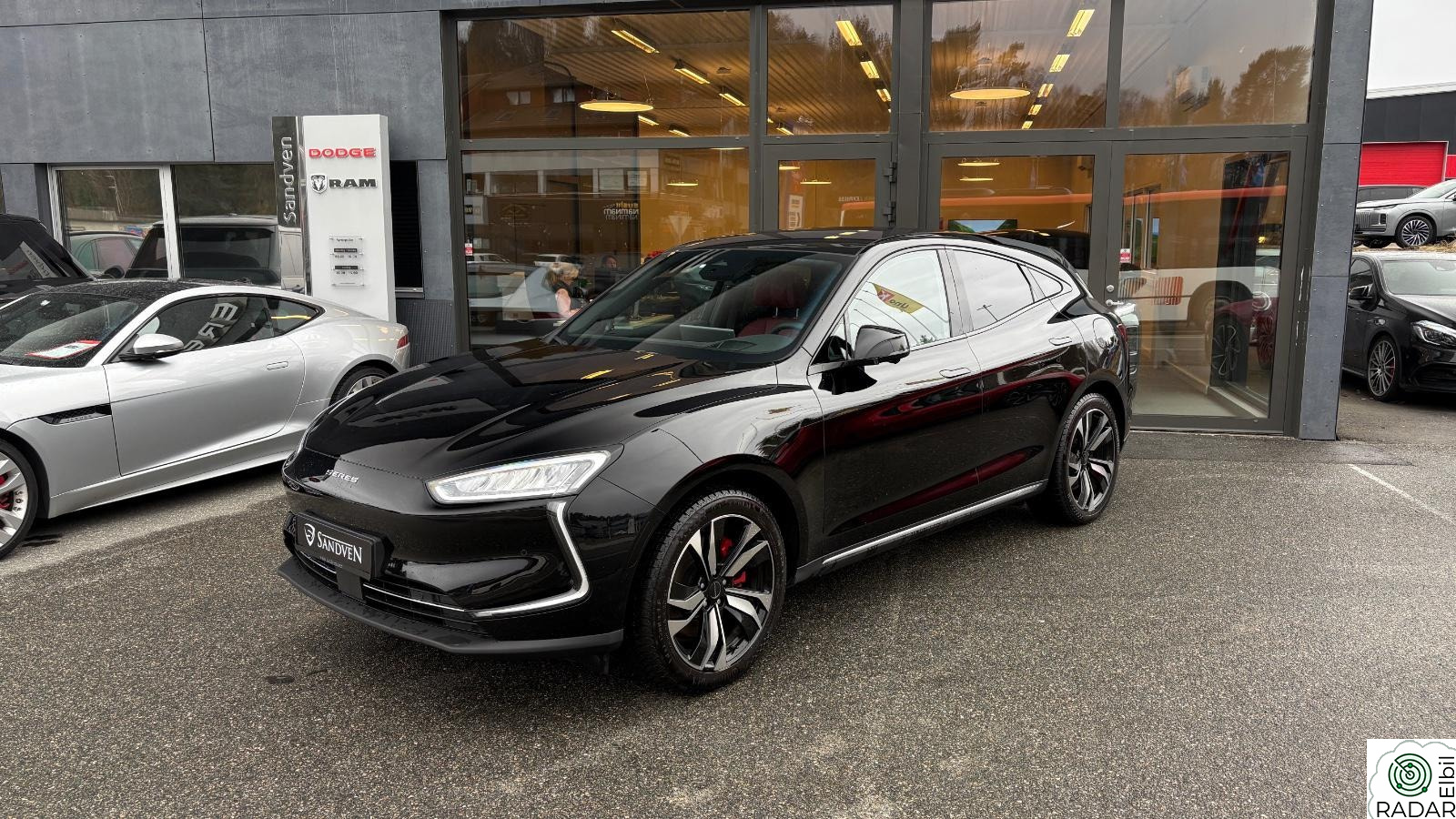 SERES 5 SF Facelift AWD 489hk /Hengerfeste/V.hjul/Lav km/Velholdt