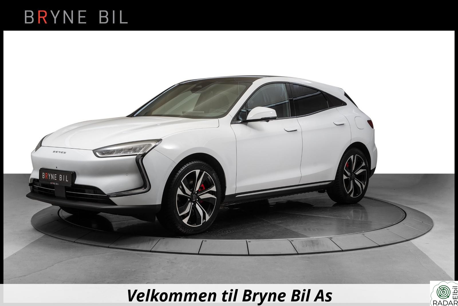 SERES 5 SF Premium AWD / Panorama / 20" Vinterhjul / Skinn