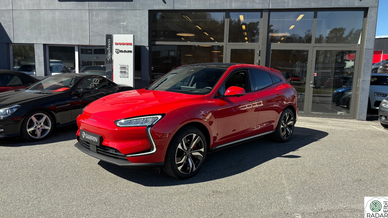 SERES 5 SF Premium AWD