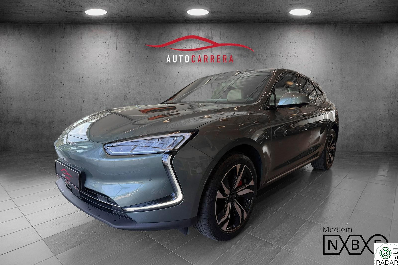 SERES 5 SF Premium SUV AWD Skinn/Pano/Carplay/360kam/Isofix