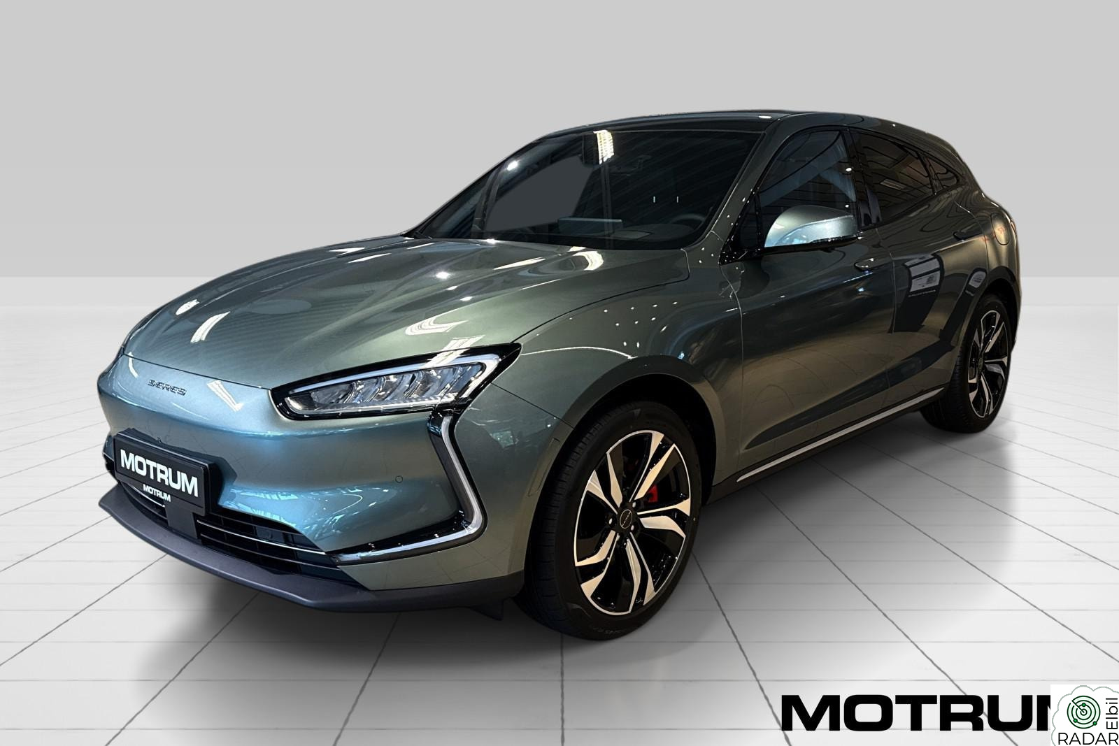 SERES 5 SF Premium AWD 484HK m/ Massasje HUD Pano 360* KAMPANJE