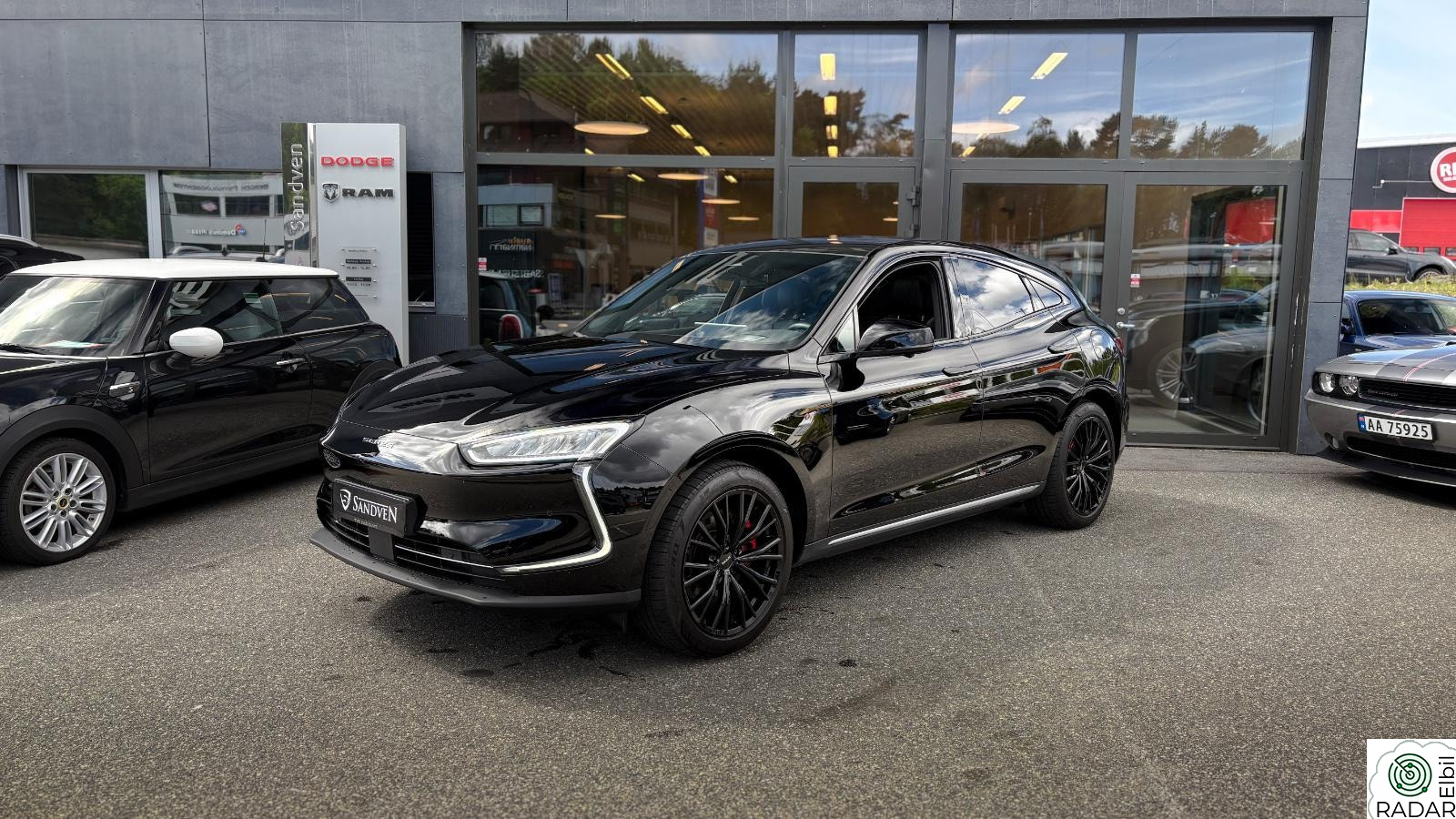 SERES 5 SF Facelift AWD 489hk /Hengerfeste/V.hjul/Lav km/Velholdt