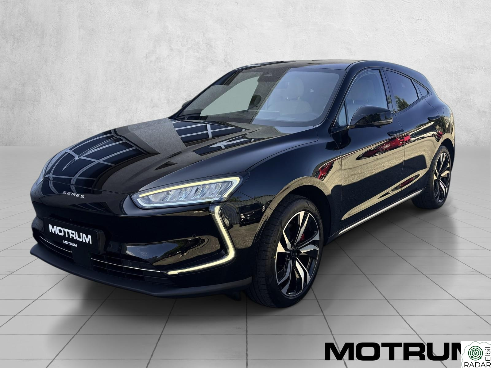 SERES 5 AWD 487 HK PREMIUM NAPPA KAMPANJEPRIS KR. 399 900,-