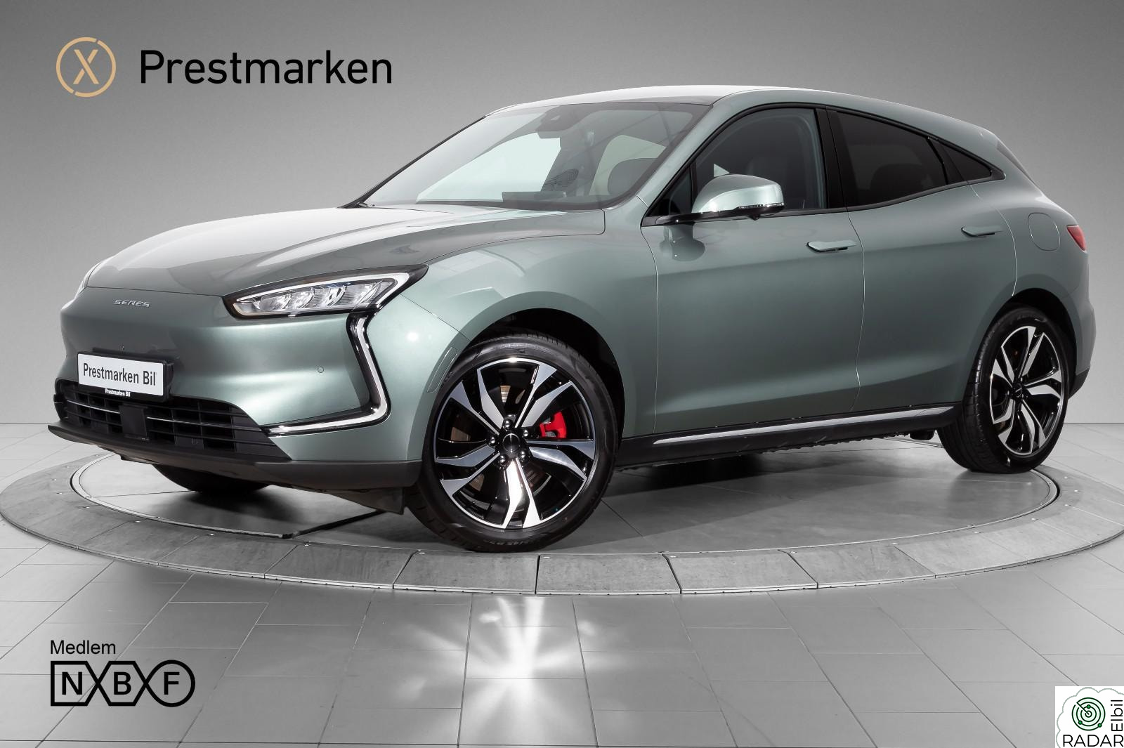 SERES 5 Premium 4WD 585hk
