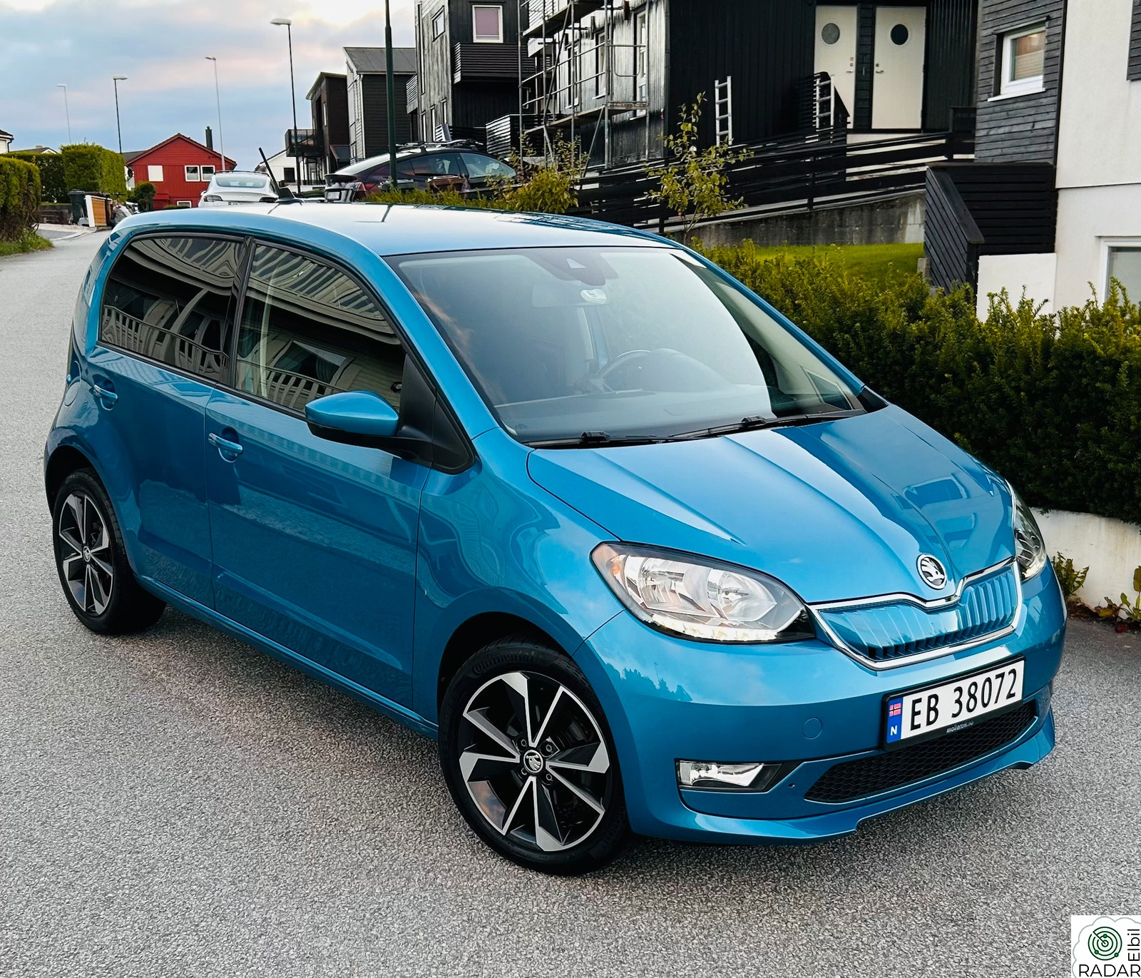 SKODA CITIGO 82hk 253km/ Style/P-sensor/DAB Radio/Cruise/LED lys