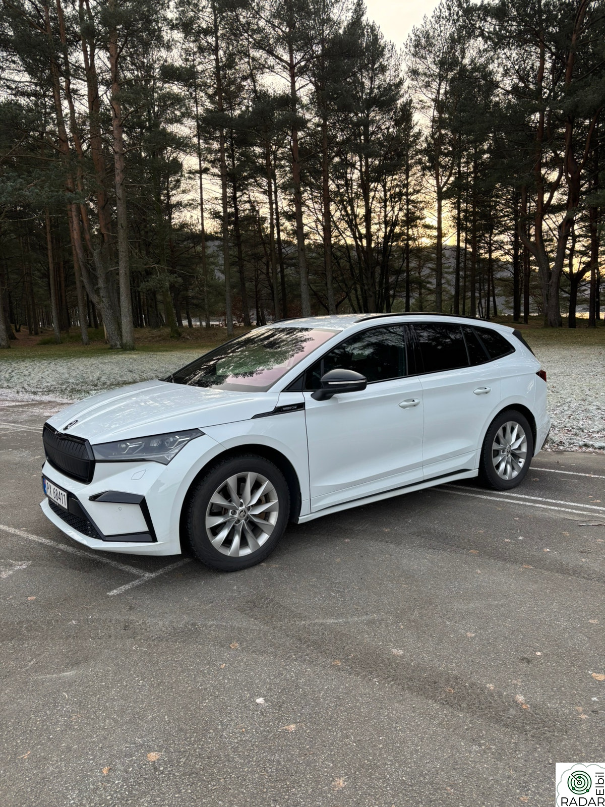 SKODA ENYAQ 80 iV80, Matrix lys, Sportline, mørke ruter.