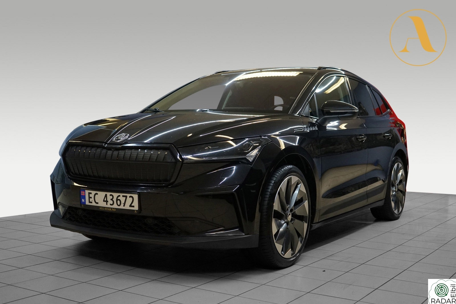 SKODA ENYAQ 80 iV80/SKINN/HEADUP/PANORAMA/H.FESTE/360/MATRIX/AUTOPILOT