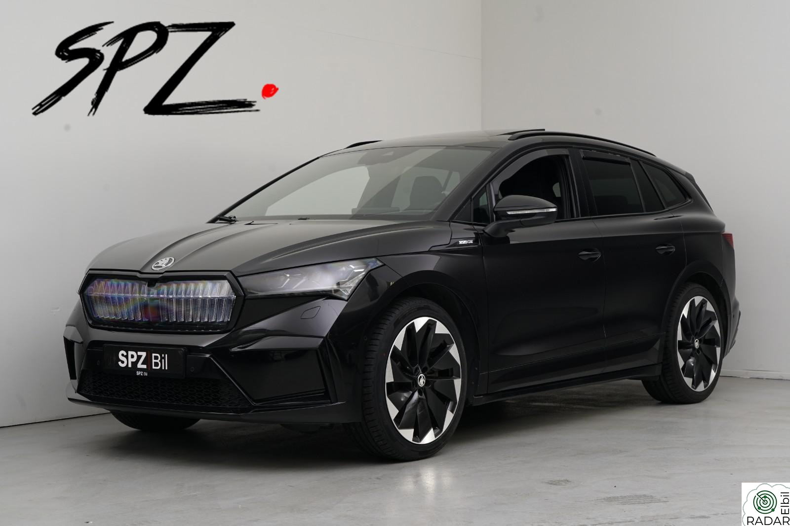 SKODA ENYAQ 80 IV80 SPORTLINE ACC V PUMPE PANORAMA MATRIX 21" KAMERA