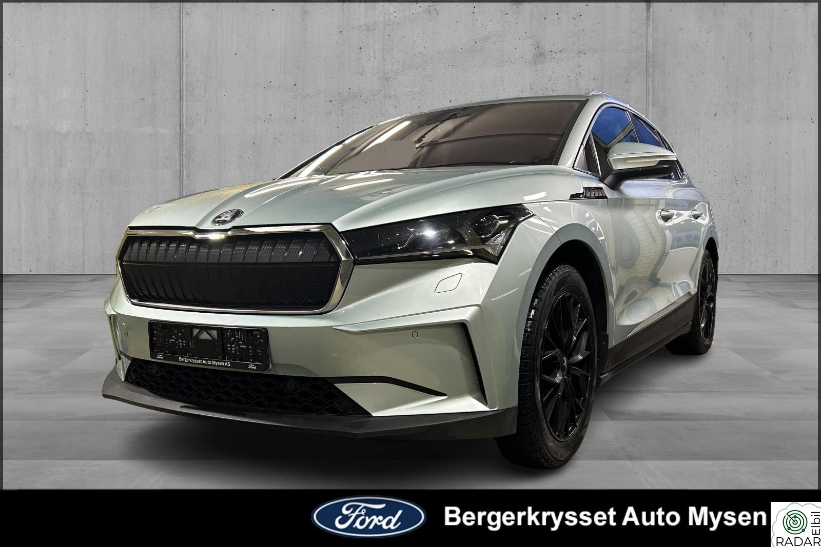 SKODA ENYAQ 80 iv 80 - R.Kam, Matrix, Krok, Keyless, Navi, skinn
