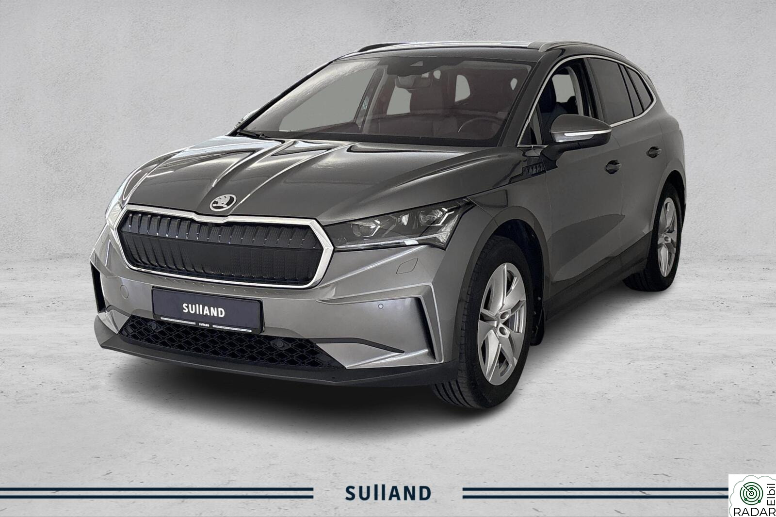SKODA ENYAQ 80 iv80 204hk El.delskinnseter Hengefeste Ryggekamera
