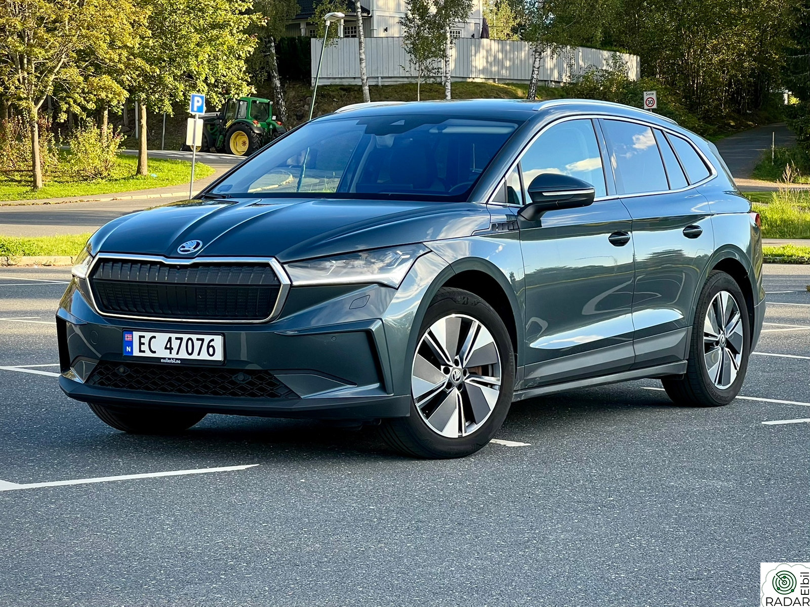 SKODA ENYAQ 80 iV80 | HUD | Matrix | 360-kamera | Hengerfeste ++