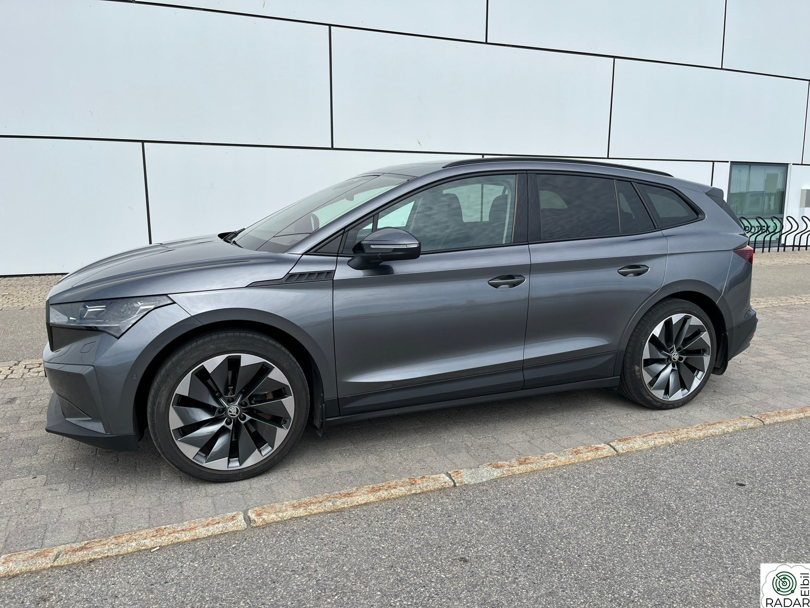 SKODA ENYAQ 80 IV 80 Ultra, matrix, skinn, panorama tak, head up