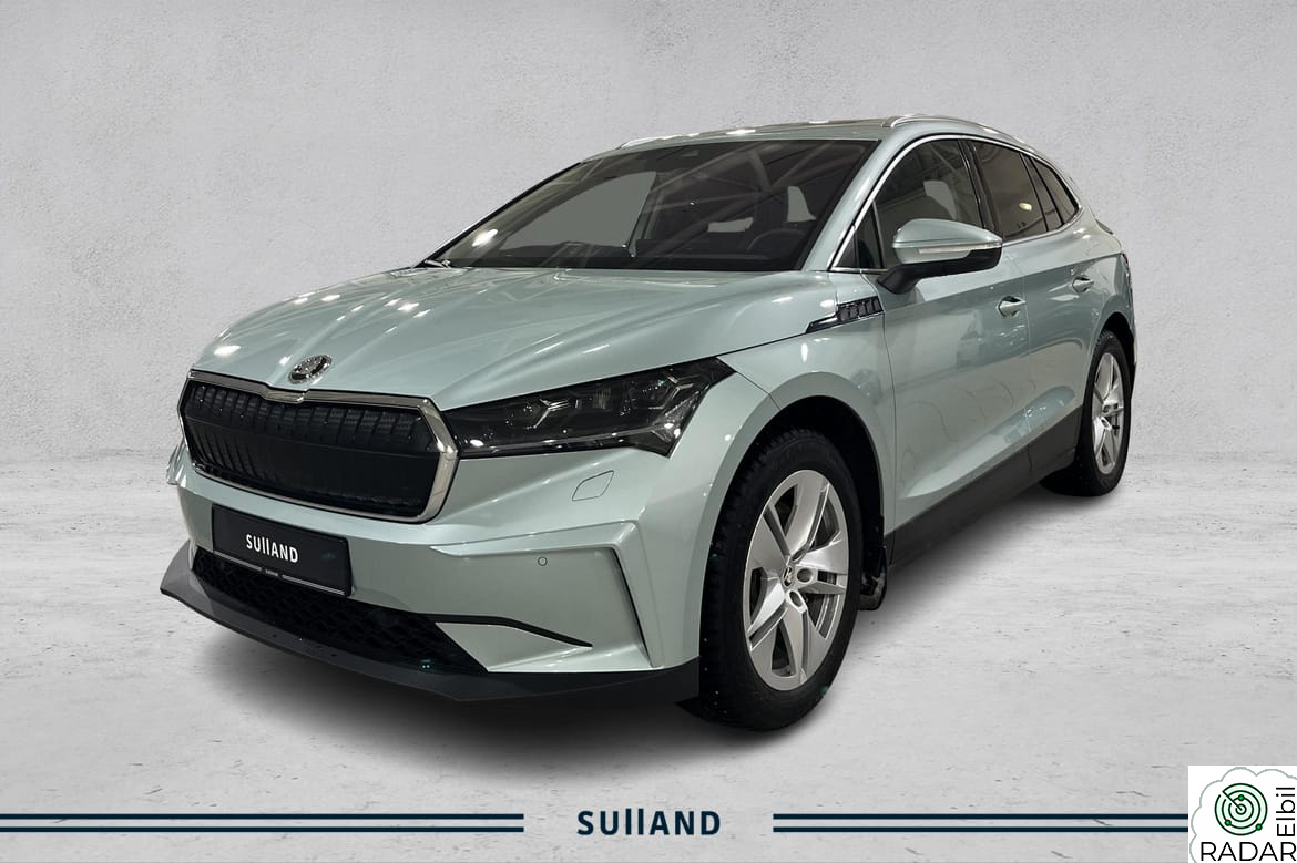 SKODA ENYAQ 80 Skinn Hengerfeste 360° Kamera Panoramatak HUD Carplay