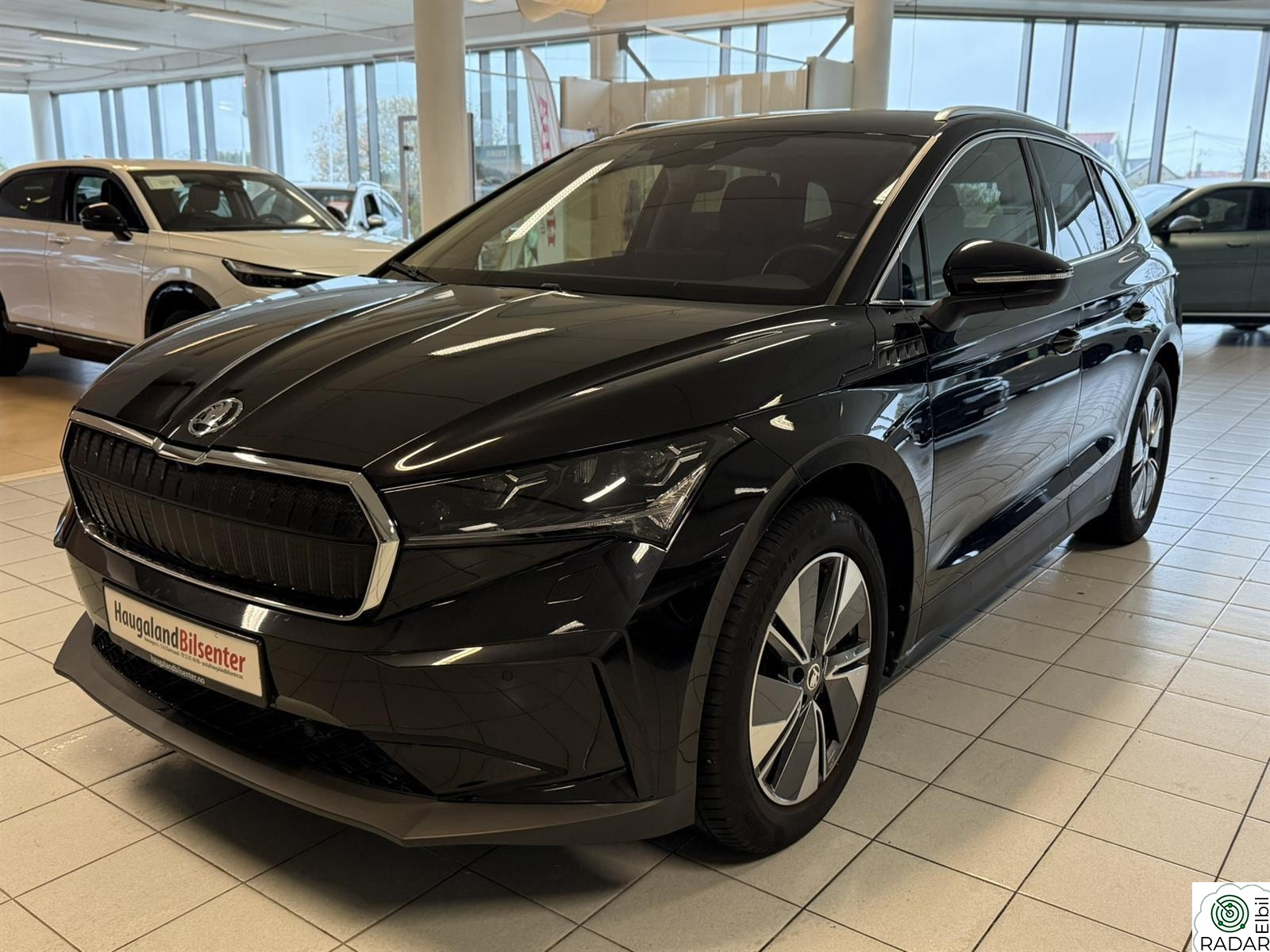 SKODA ENYAQ 80 iV 80, 204hk, 360, Crystal Lighting, krok, Lav KM
