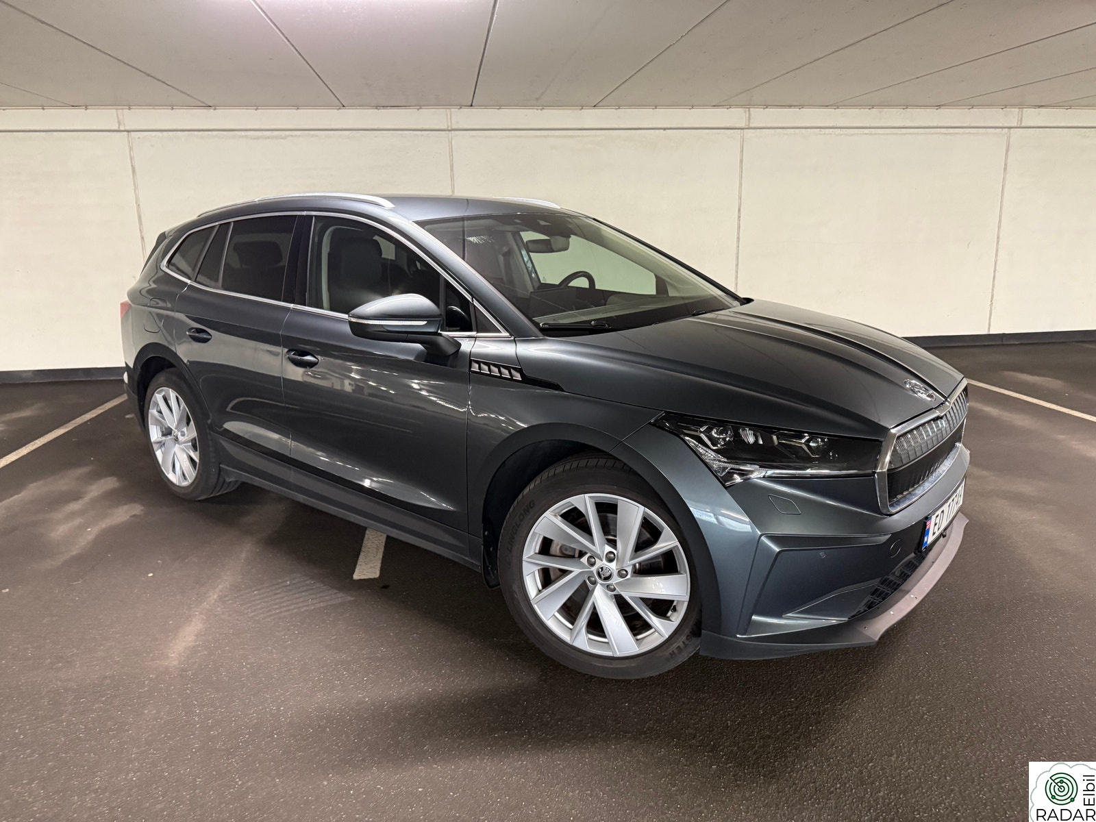 SKODA ENYAQ 80 iV80 Suite | Matrix | Ryggek | El.bakl | 20" +++
