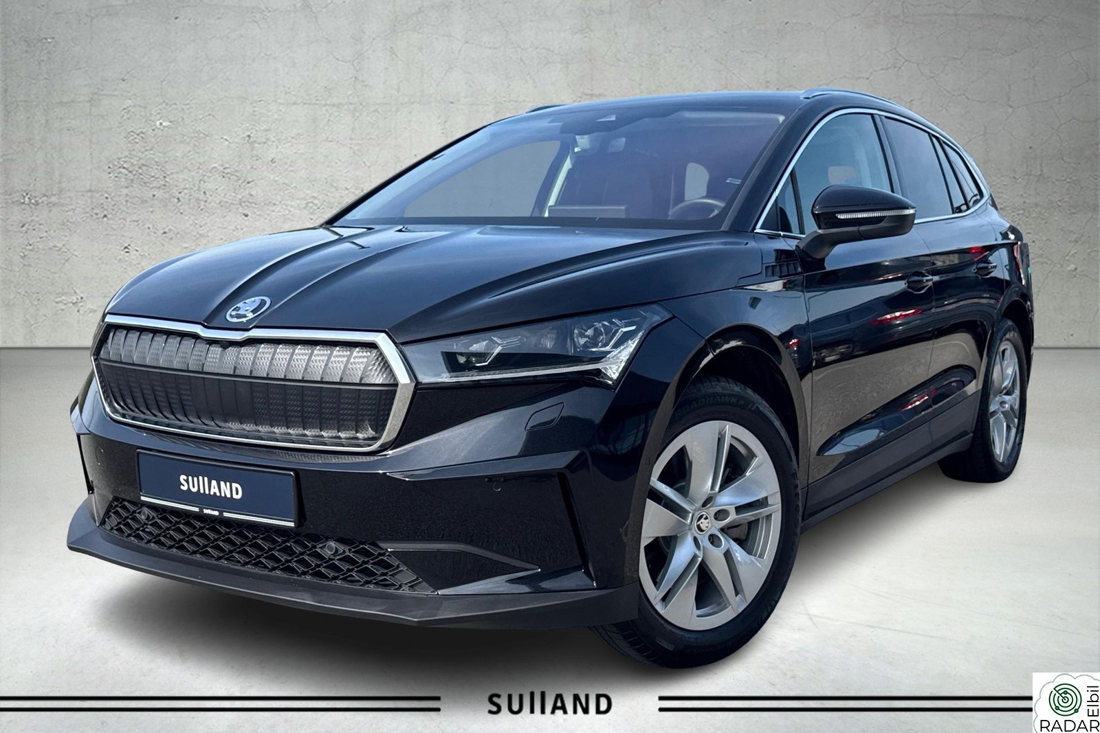 SKODA ENYAQ 80 HENGERFESTE | VARMEPUMPE | MATRIX