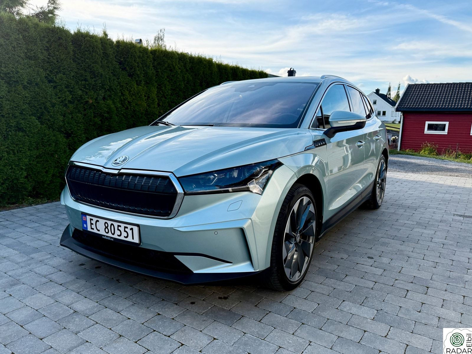 SKODA ENYAQ 80 iV80/El-hengerfeste/360kamera/HUD/ACC/Skinn/LED Matrix