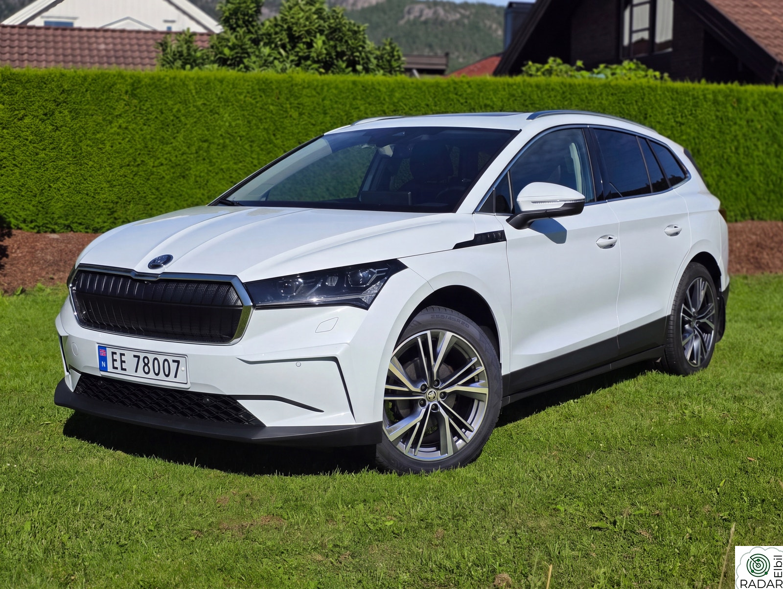 SKODA ENYAQ 80 iV80 | Panorama | Canton | Henger | Meget velutstyrt