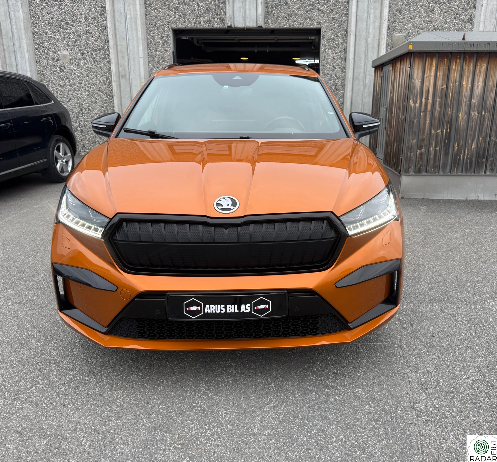 SKODA ENYAQ 80X