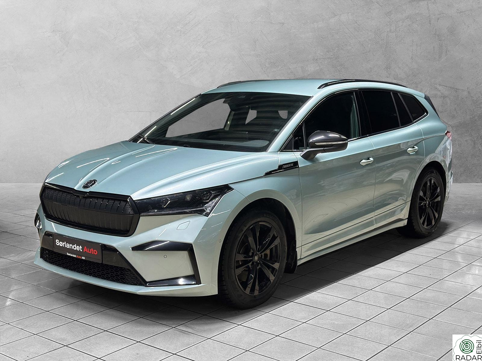 SKODA ENYAQ 80X 80X SportLine AWD - ACC Krok VarmeRatt Kamera Sensor ++